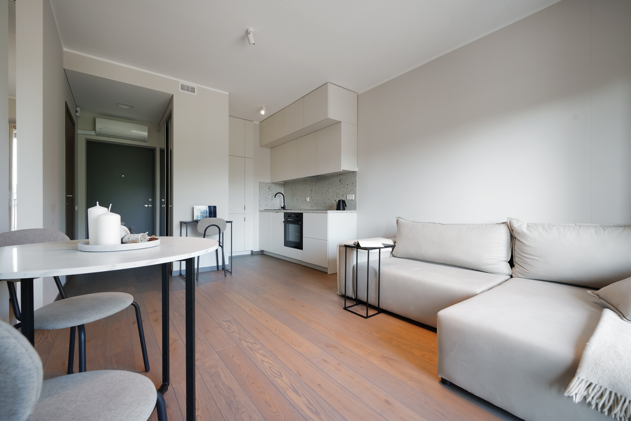 Kaukysos g. 3. Elina Sapiega fotografė Vilniuje