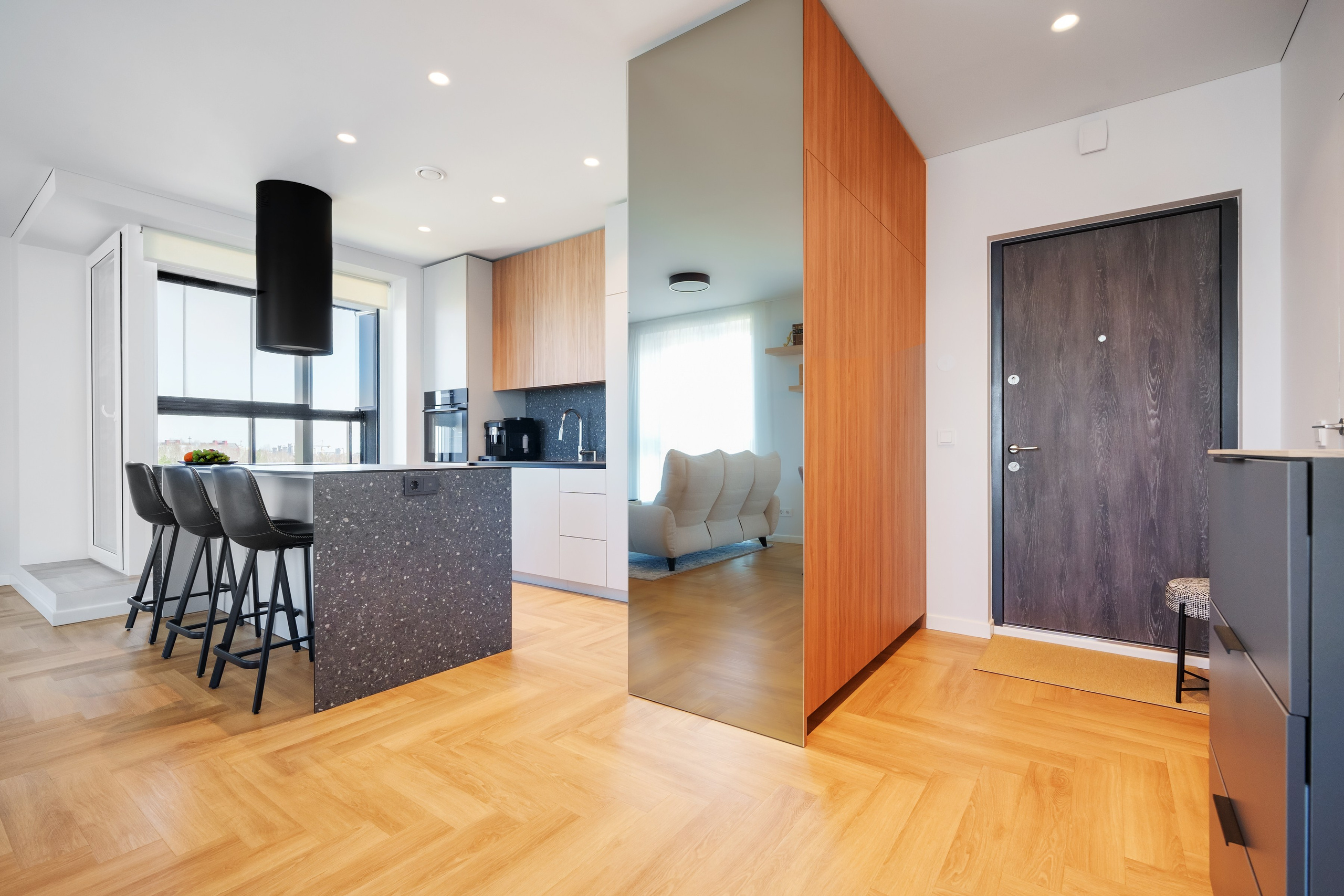 Viršuliškių g. 38B. Elina Sapiega fotografė Vilniuje