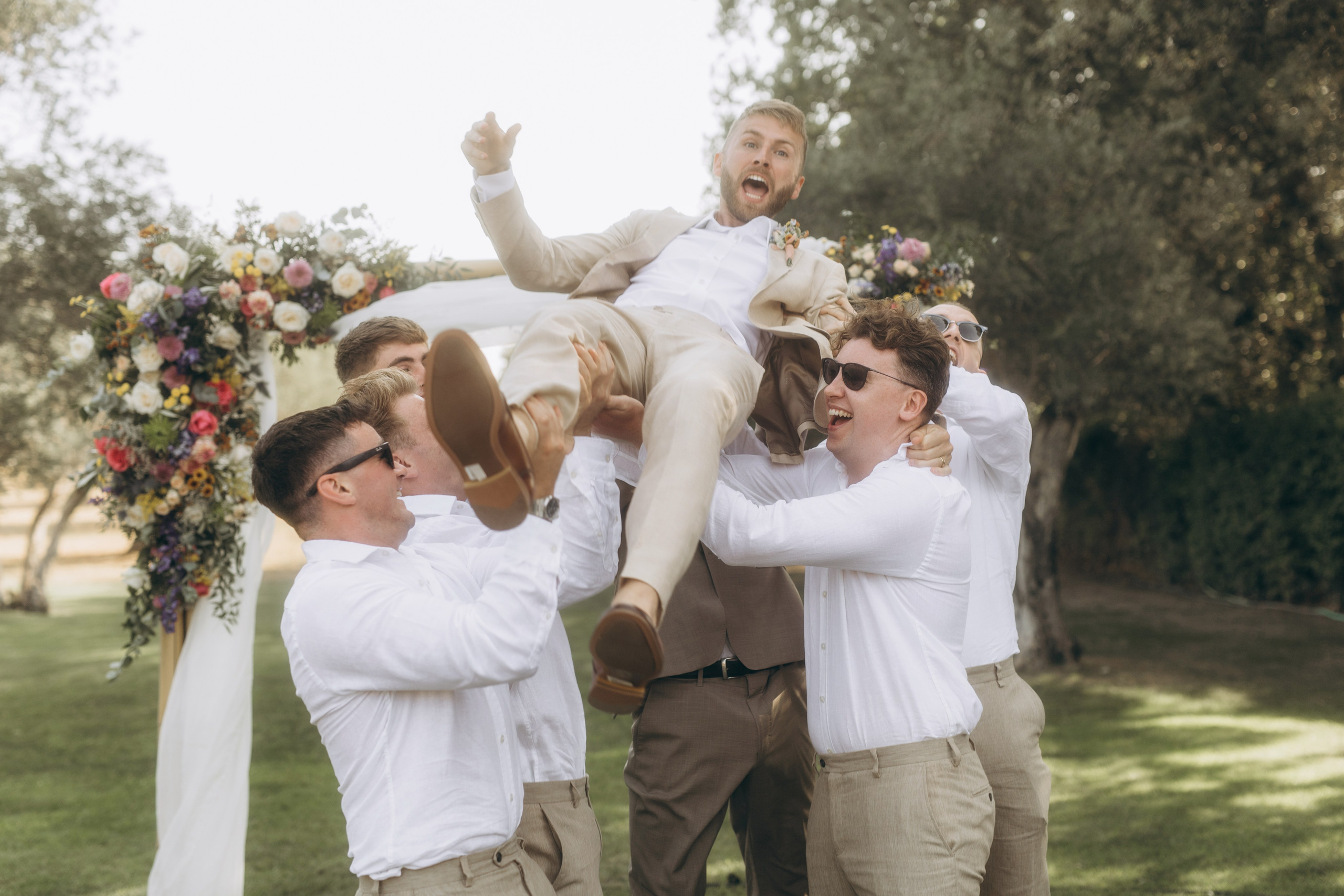 Lauren & Jamie. Hotel Castell d’Emporda. Paola fotógrafo / videografo de bodas en Barcelona