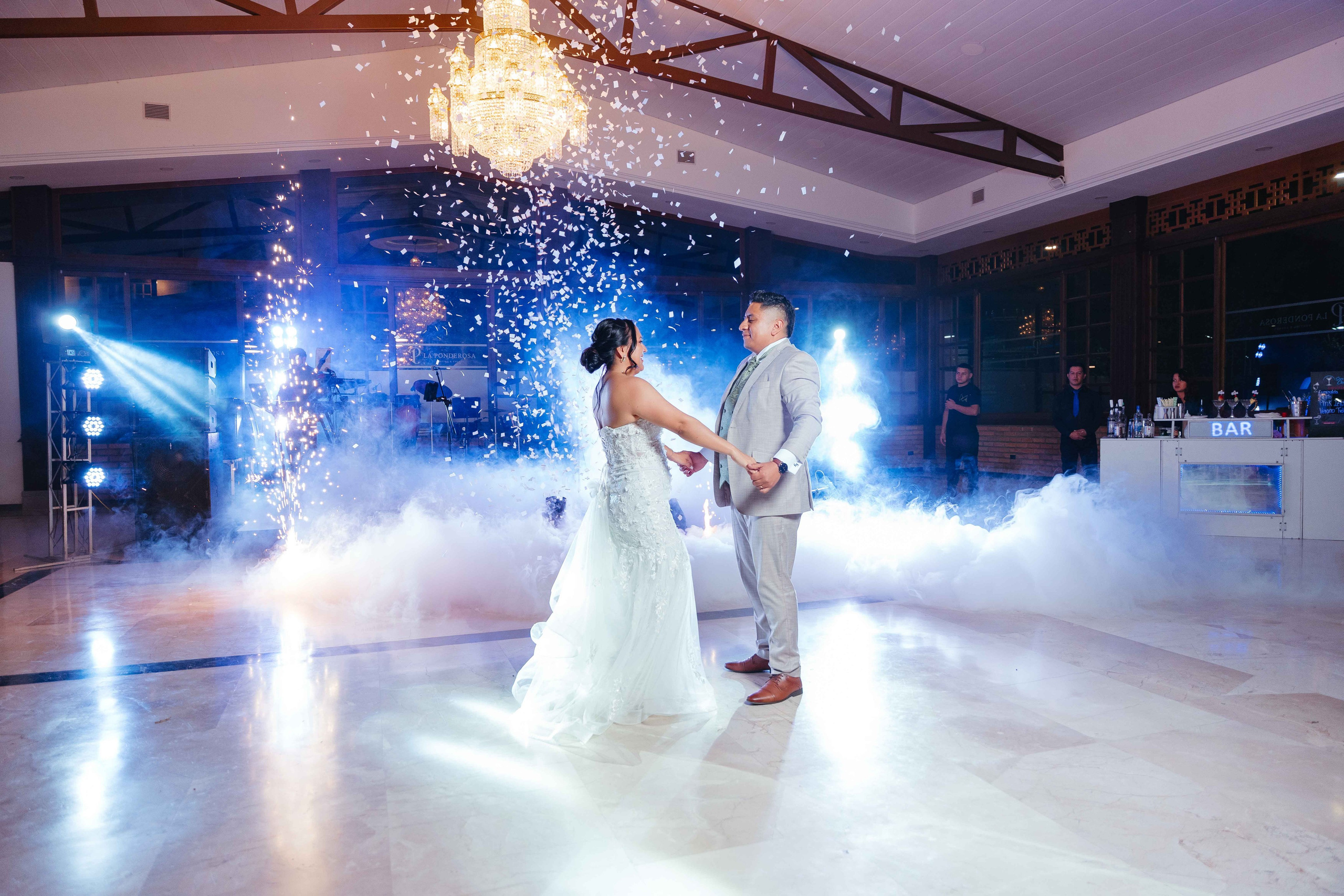 Karol y Jairon. Fotógrafo de bodas en Loja Ecuador | Piero Alvarez PH