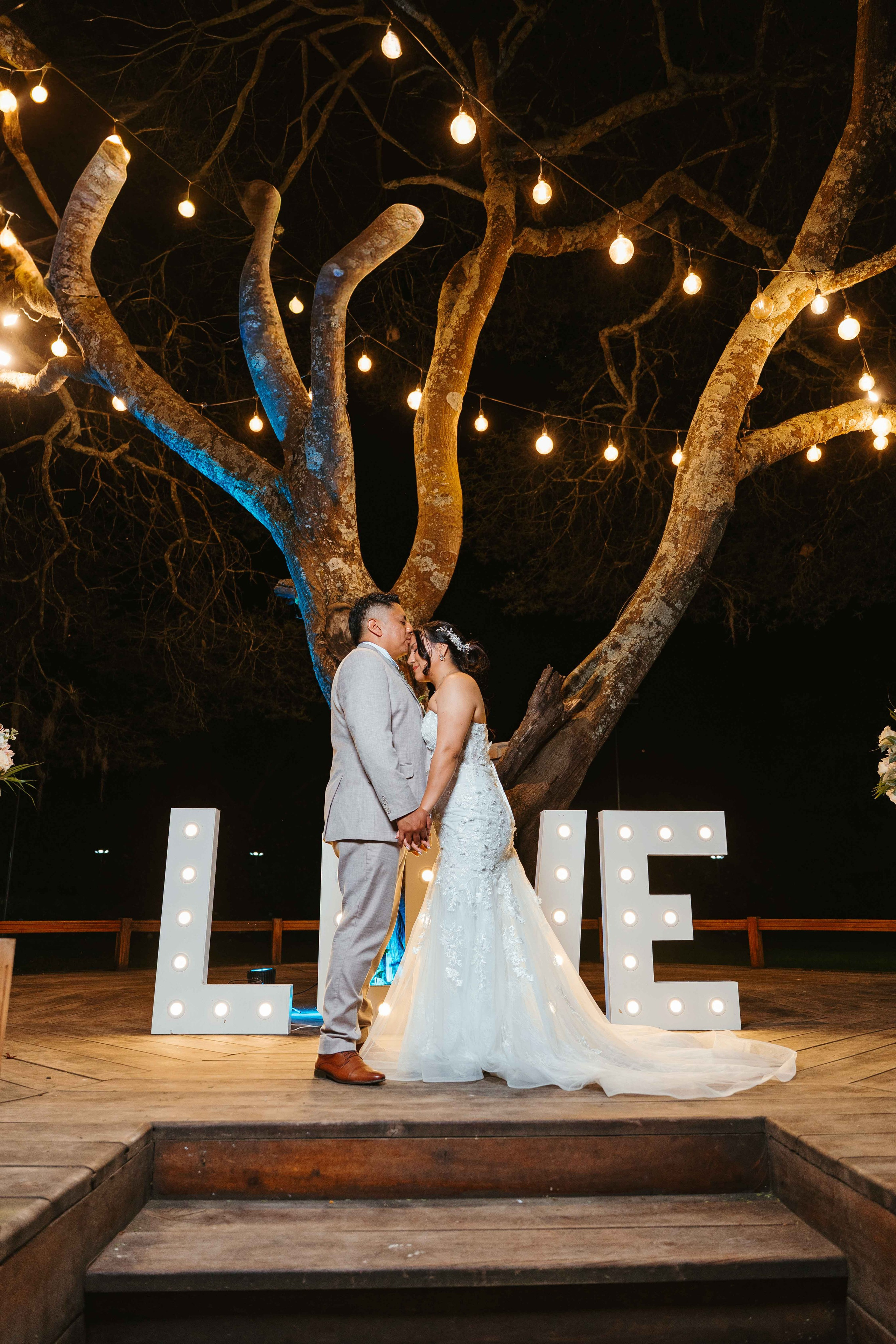 Karol y Jairon. Fotógrafo de bodas en Loja Ecuador | Piero Alvarez PH