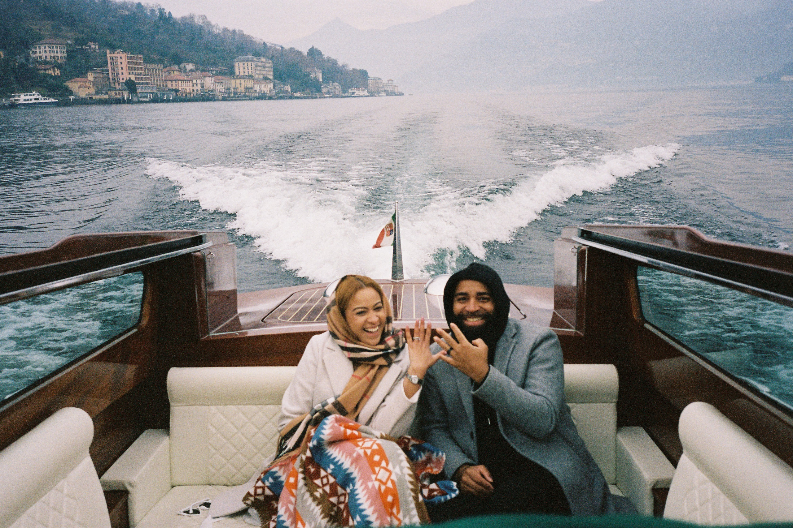 Lake Como Elopement | Sneak Peek. Wedding photographer in Italy