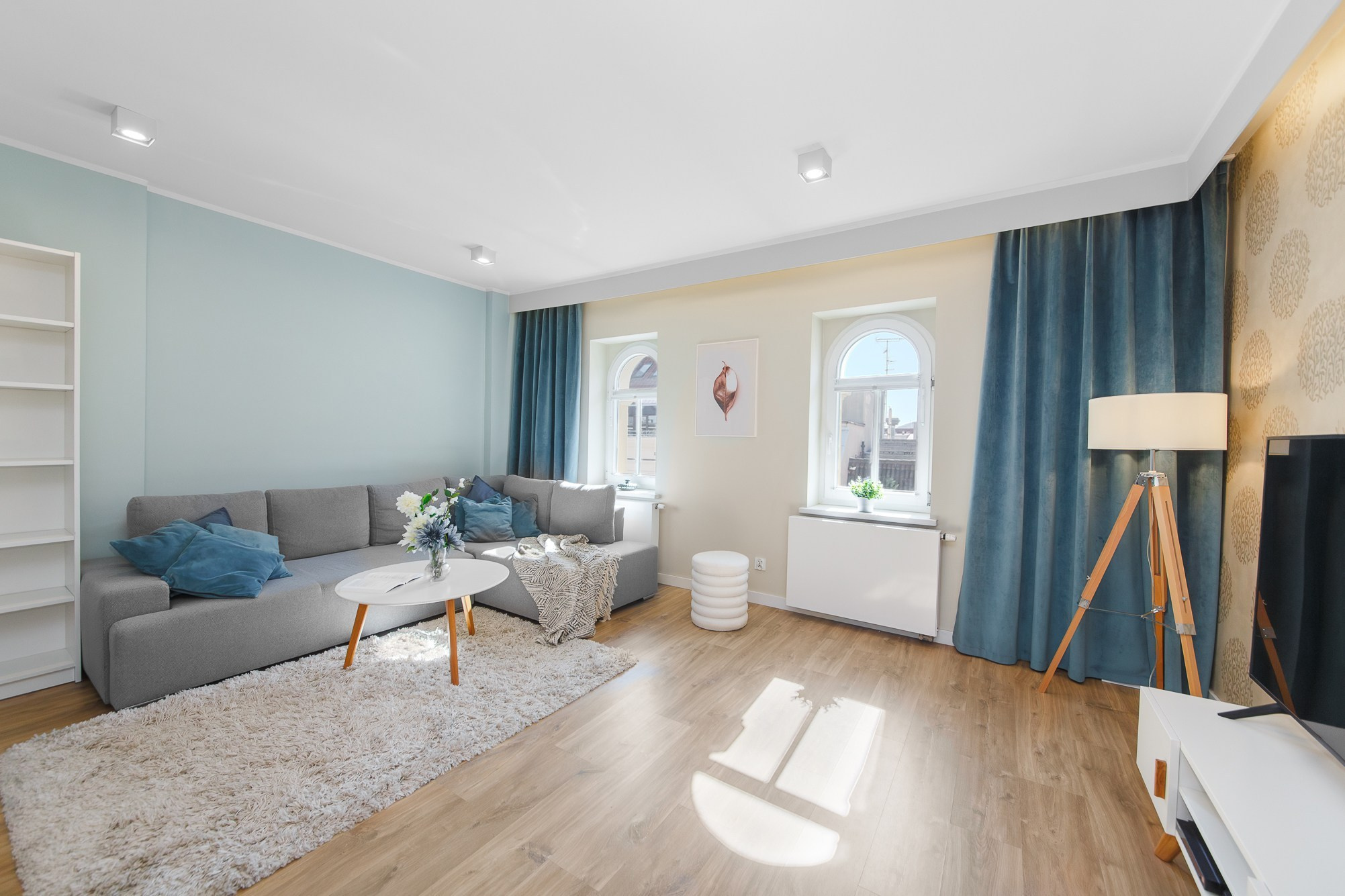 Fotografia nieruchomości, wnętrz, mieszkań, restauracji, biur i apartamentów. Wedding and portrait photographer in Poland Vitali Frozen