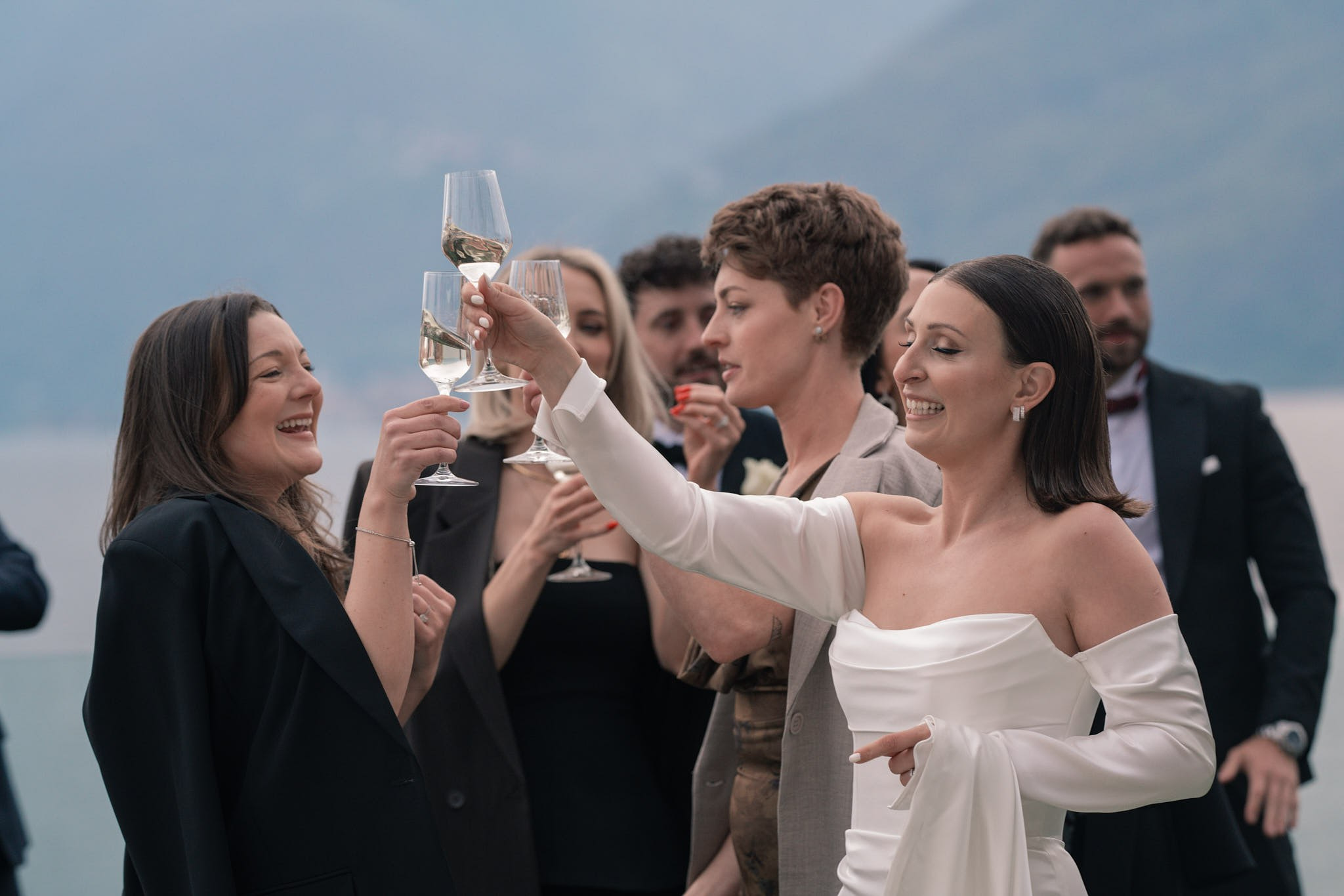 Roxie & Richard Wedding. Fotografo matrimonio Lago di Como Ferrari Media Production