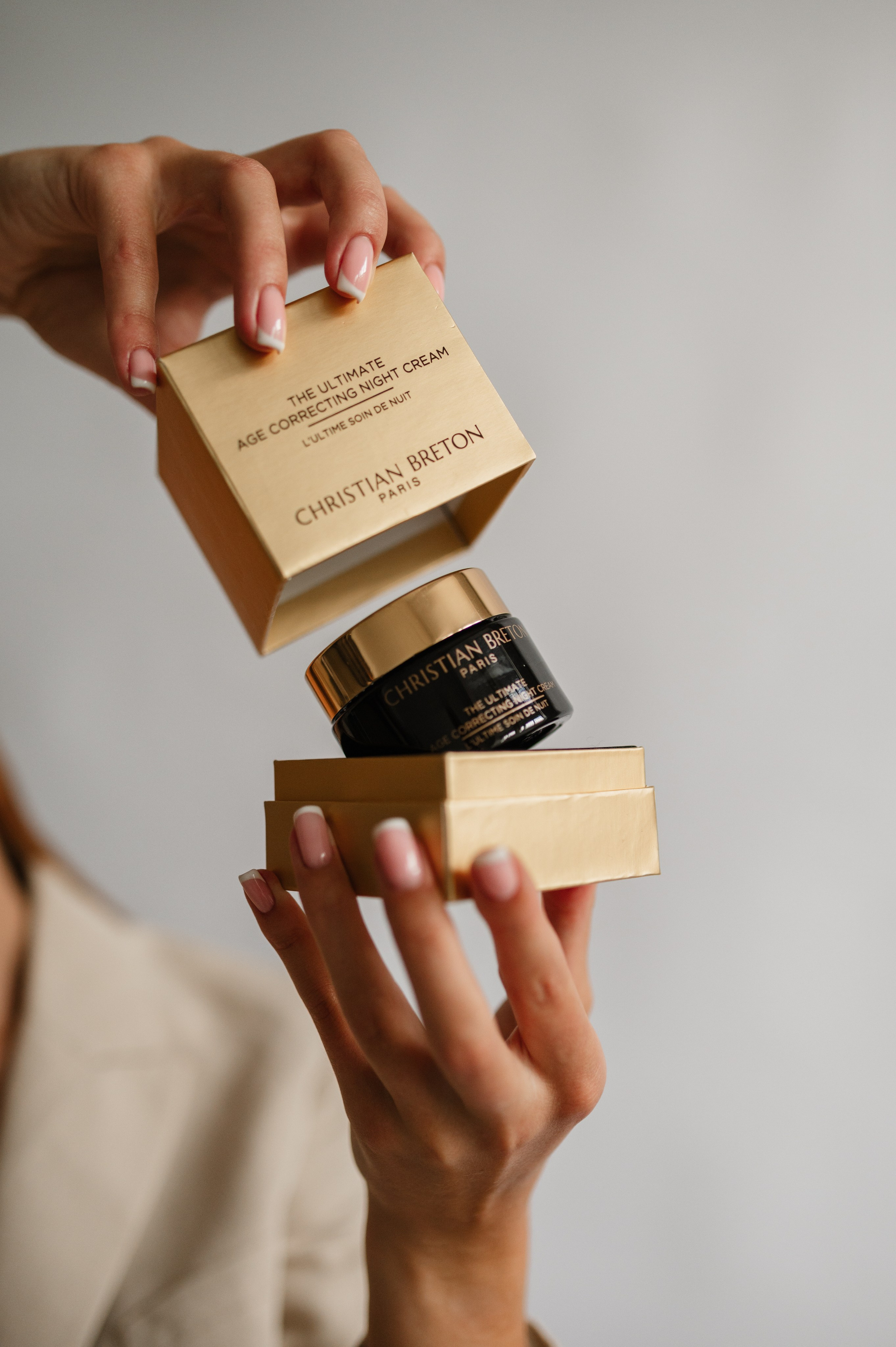 Skin&Care beauty shop. ANNA-MARIA PHOTO CONTENT CREATOR — фотограф, эстет, художник и визуальный эксперт в Instagram, работающий в Праге