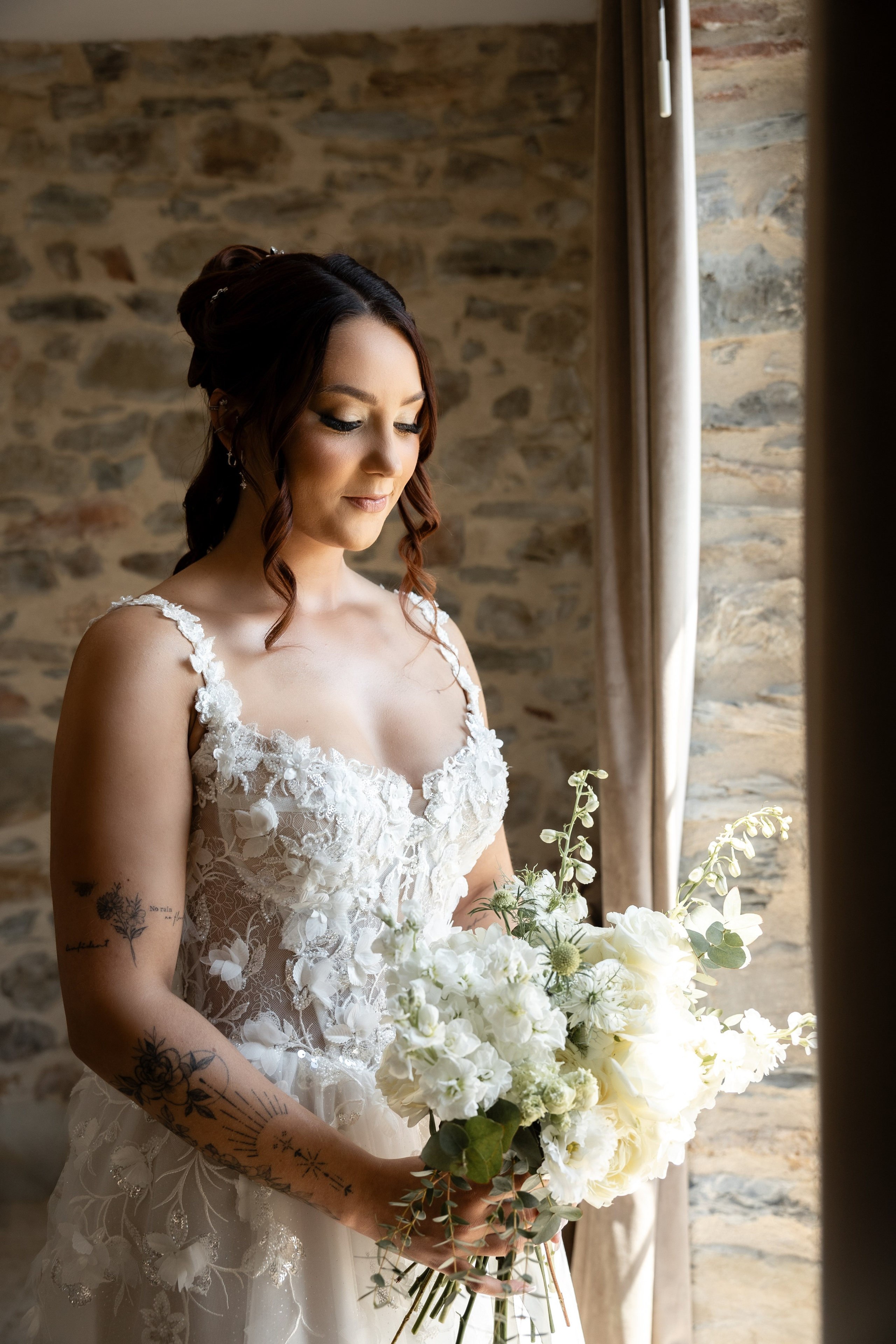 Modern Château Wedding in Occitanie — Domaine de Merlac. Eugénie Smirnova — Wedding & Elopement Photographer in Southwest France