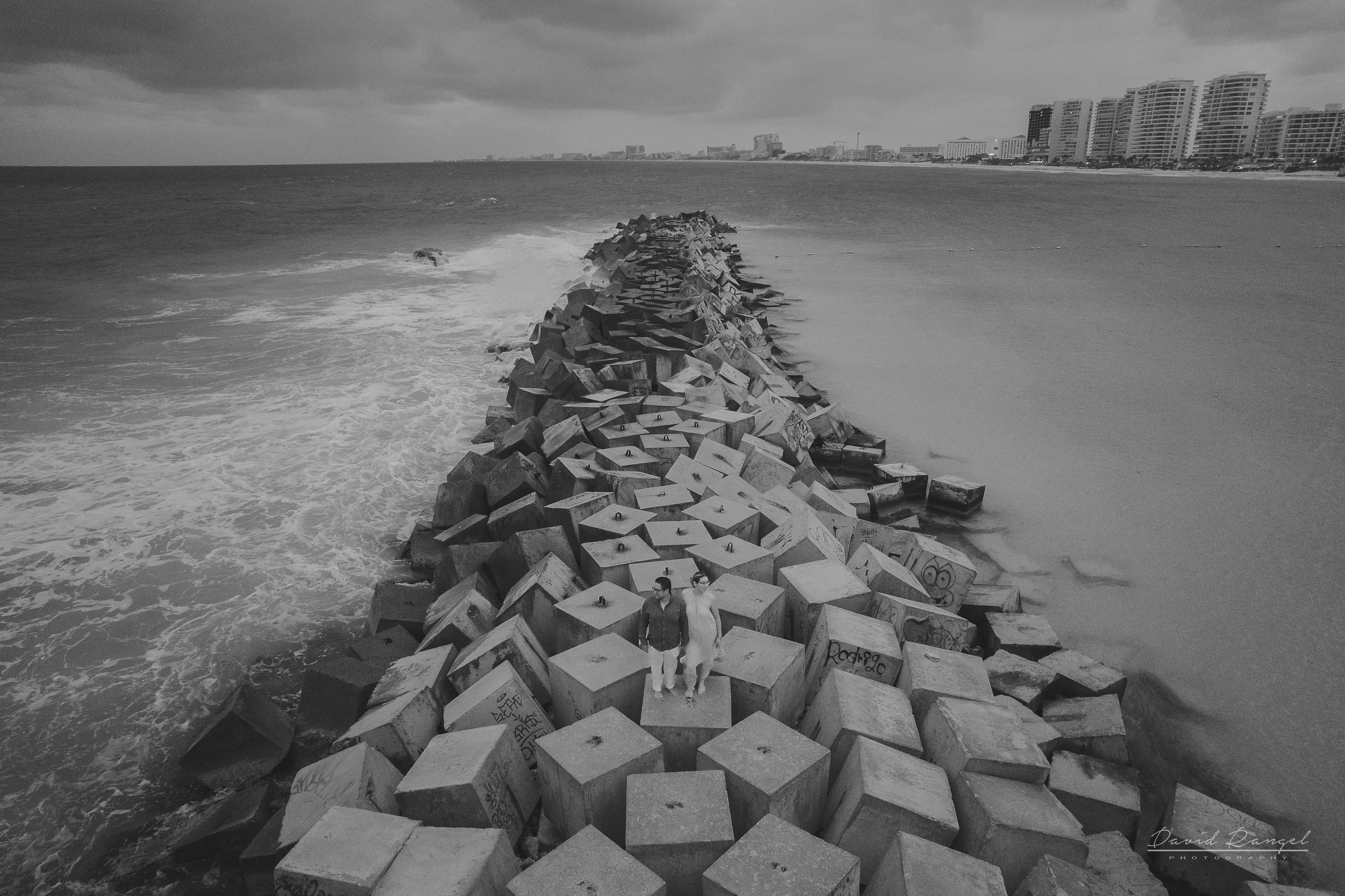 Adan & Moni — Engagement — Playa Forum Cancun. Destination wedding photographer based in Cancun and Riviera Maya with service worldwide