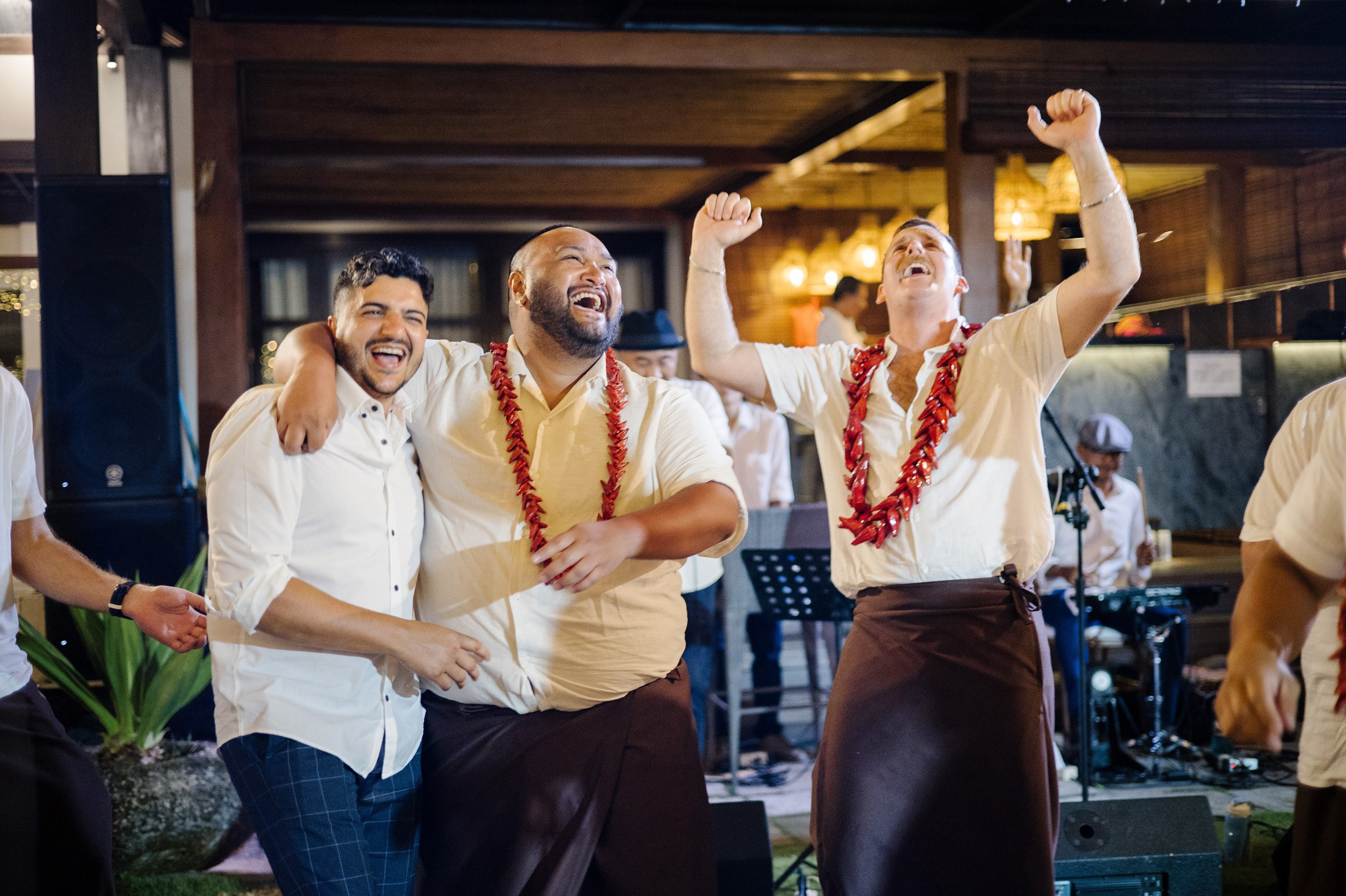 Big funny wedding with guests in paradise Bali island. Get.it.feel — Aesthetic Photography and Videography