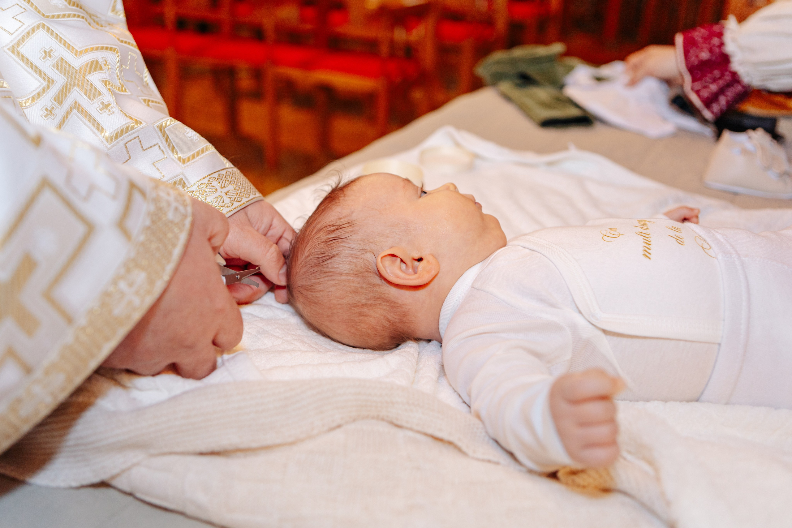 Botezul micuțului Matteo. Cristina Andronache fotograf Brașov fotograf de familie fotograf de nunta Brașov