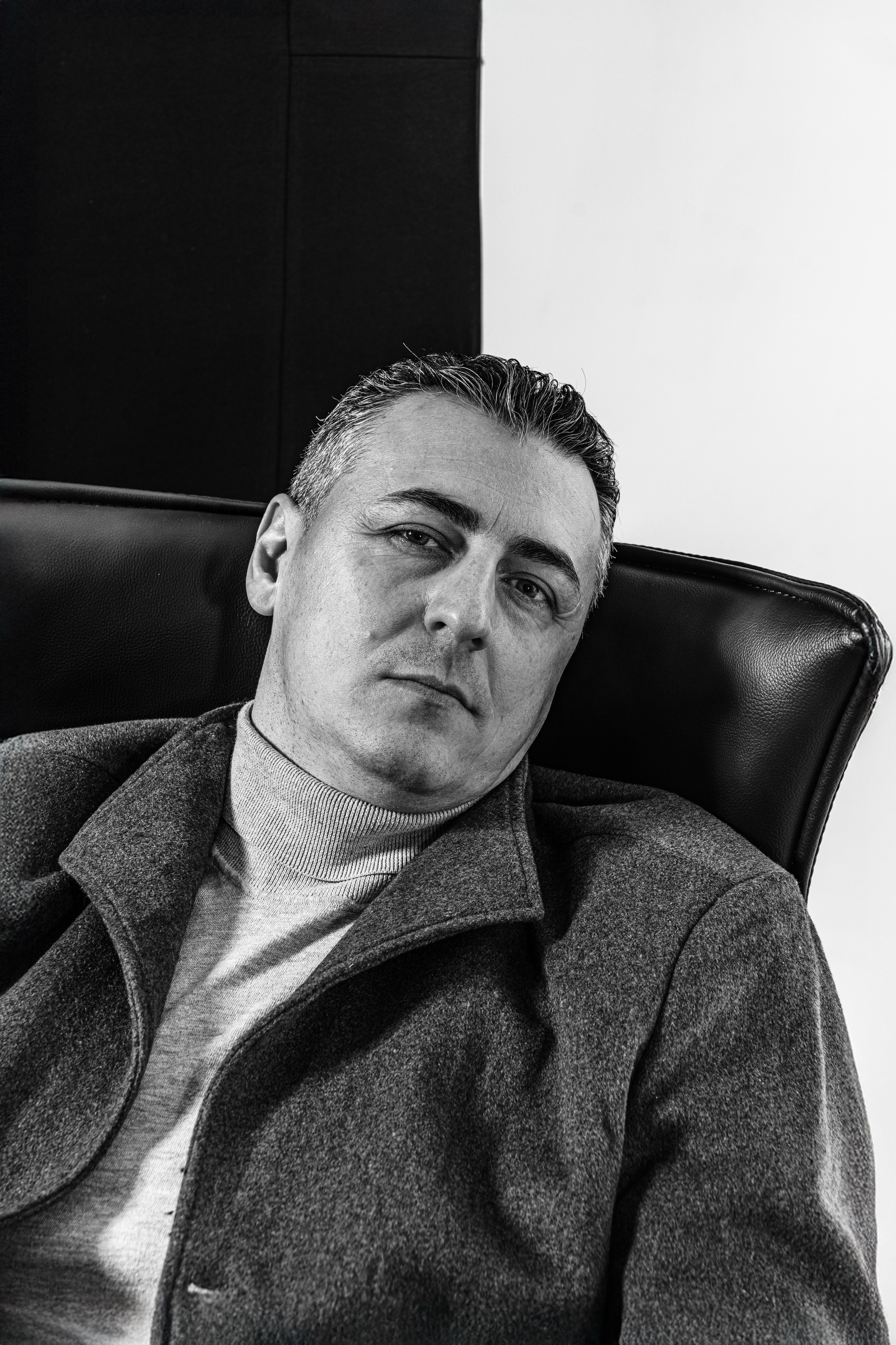 Male Portrait Photoshoot in Sofia — Stefan Portrait in Platon Style. Portrait & Boudoir Photographer in Sofia | Taymuraz Gumerov