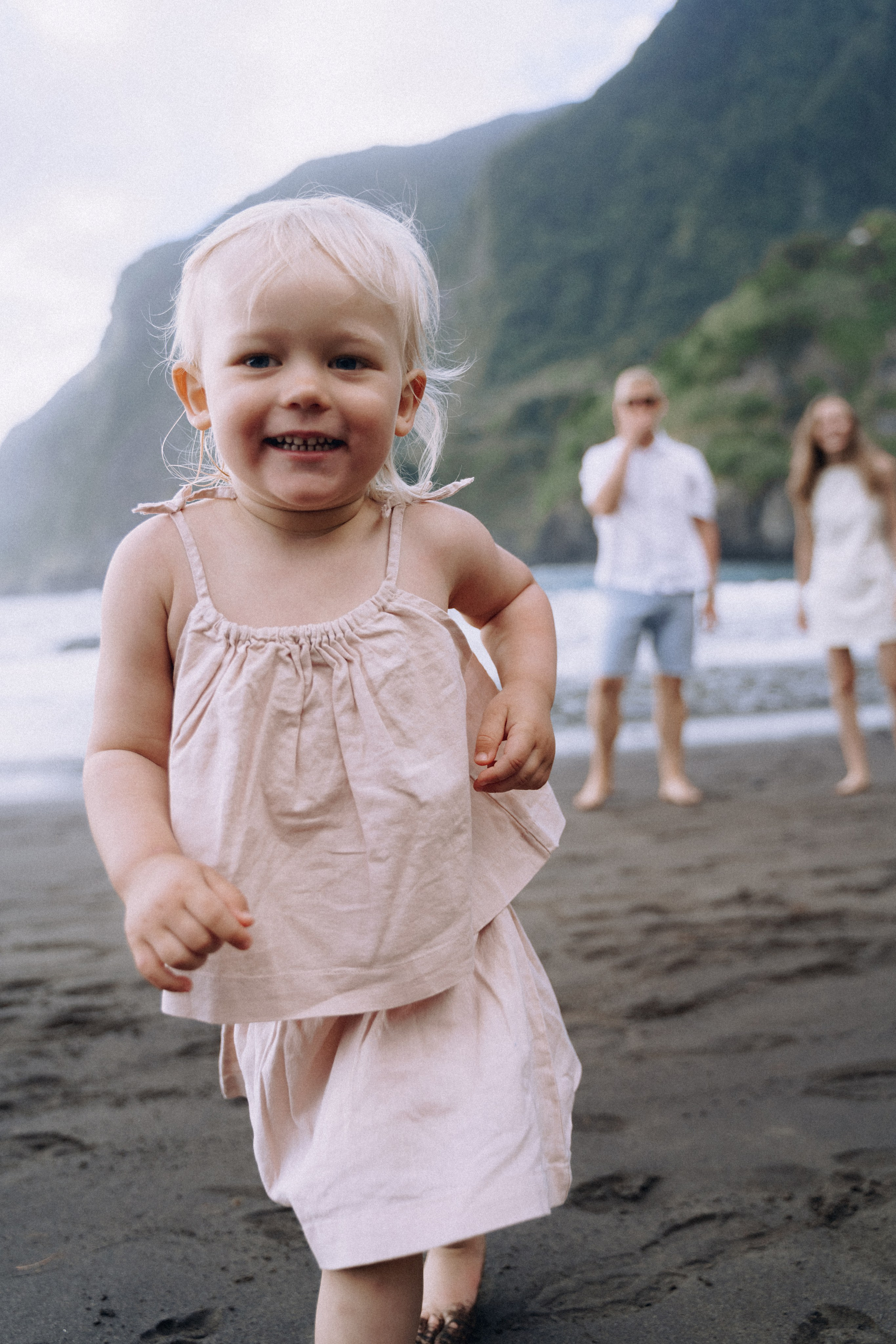 Seixal Beach Family Session | Family Photographer in Madeira. Your photographer in Madeira