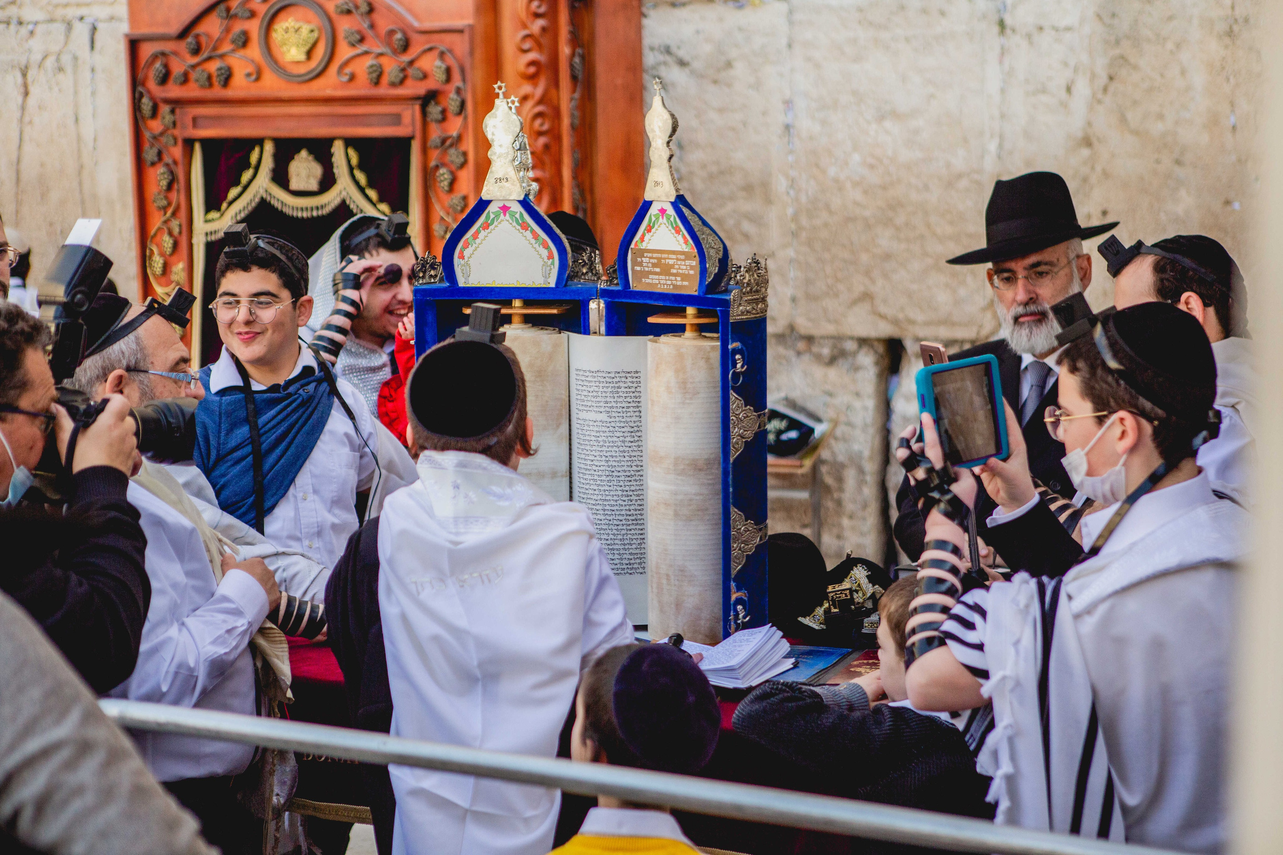 BAR MITZVAH + PHOTOSESSION IN OLD JERUSALEM. Https://shi-photo.com/