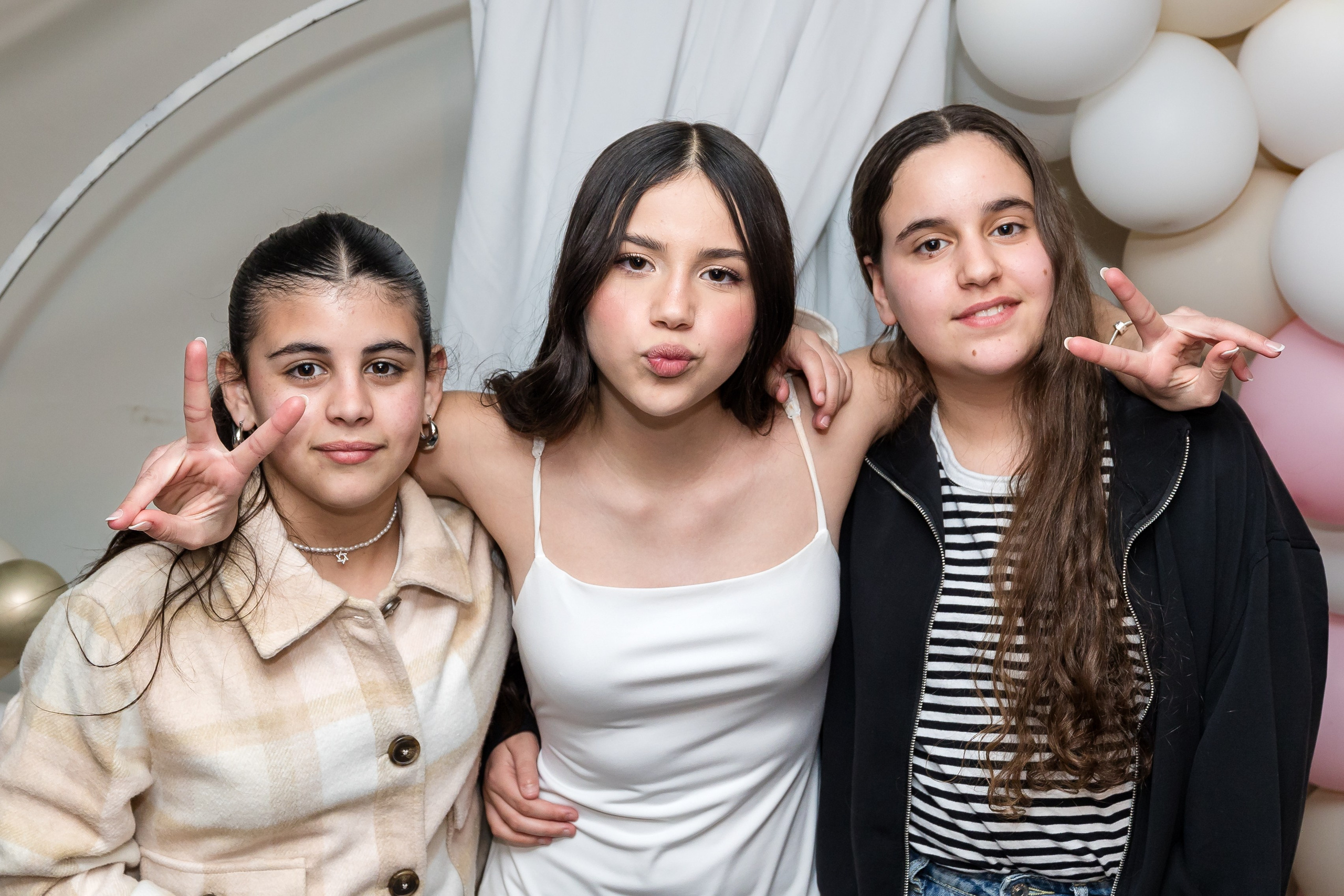 Noya. AMIR BUCHNIK PHOTOGRAPHER