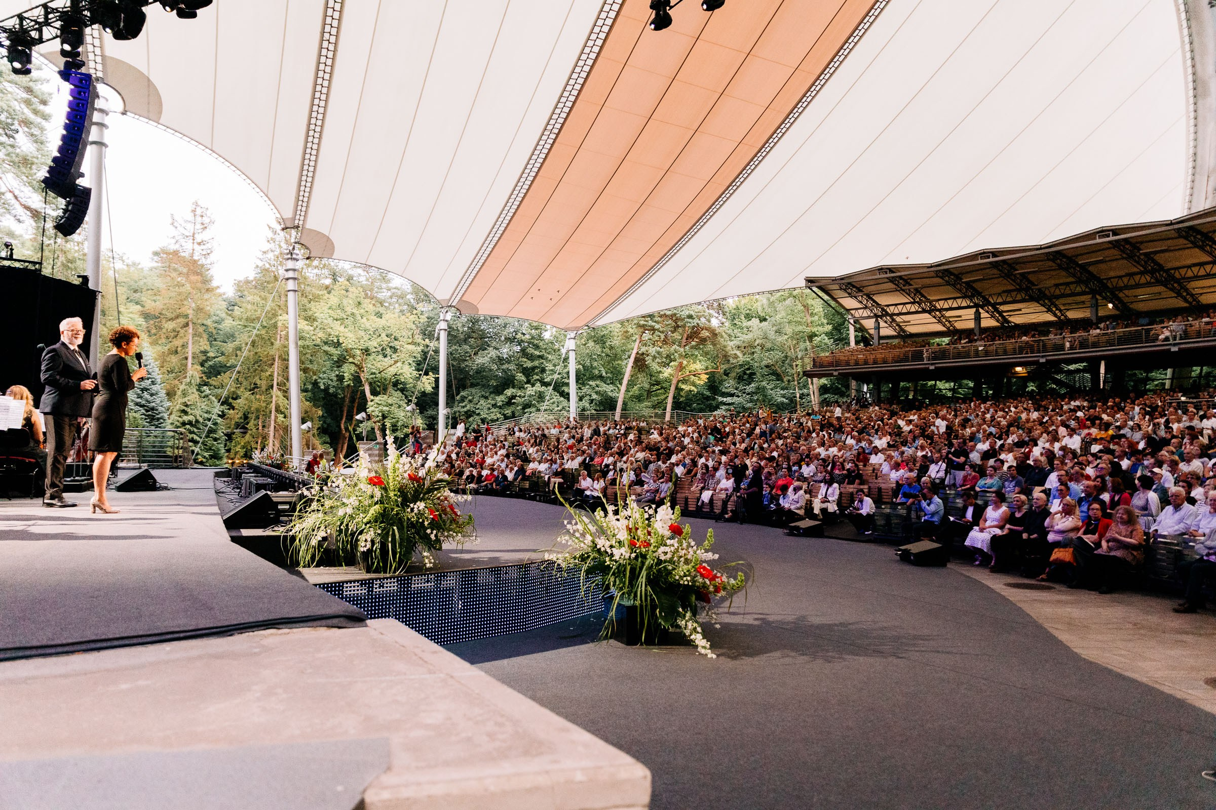 Opera Leśna Koncert. Fotograf Ślubny Warszawa - Sesje Biznesowe Rodzinne Eventy