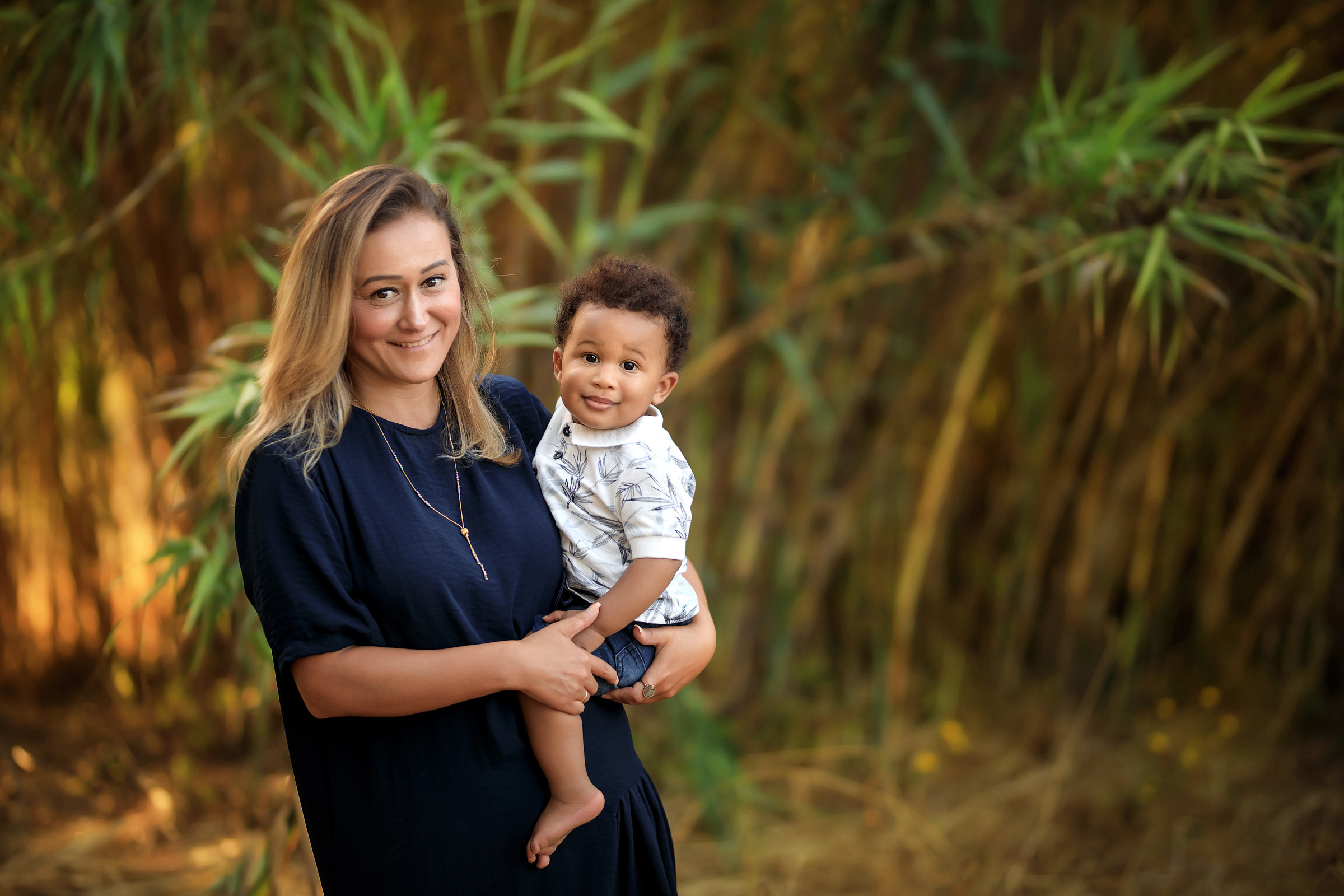 צילומי גיל שנה בטבע. נטליה רוזמן צלמת הריון ניובורן ילדים ובוק בת מצווה