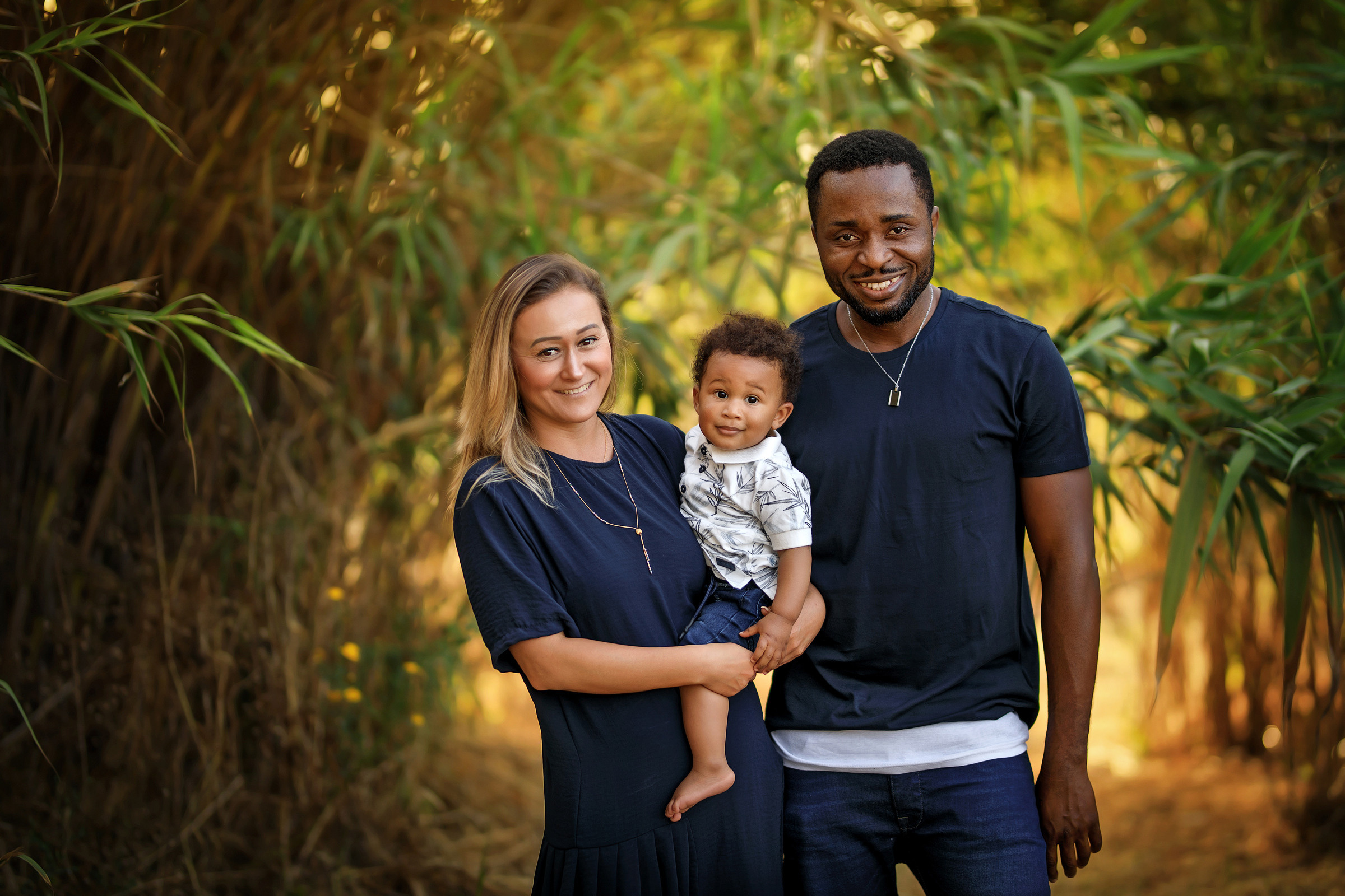 צילומי גיל שנה בטבע. נטליה רוזמן צלמת הריון ניובורן ילדים ובוק בת מצווה