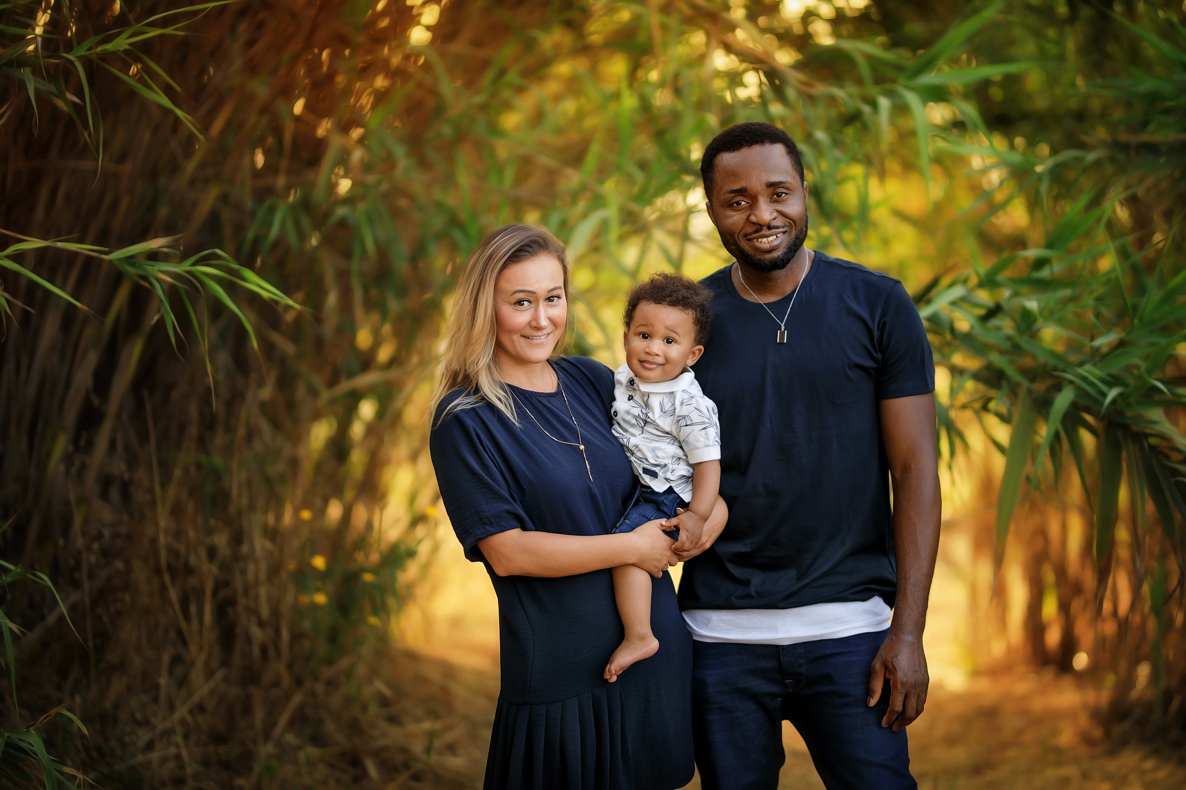 צילומי גיל שנה בטבע. נטליה רוזמן צלמת הריון ניובורן ילדים ובוק בת מצווה