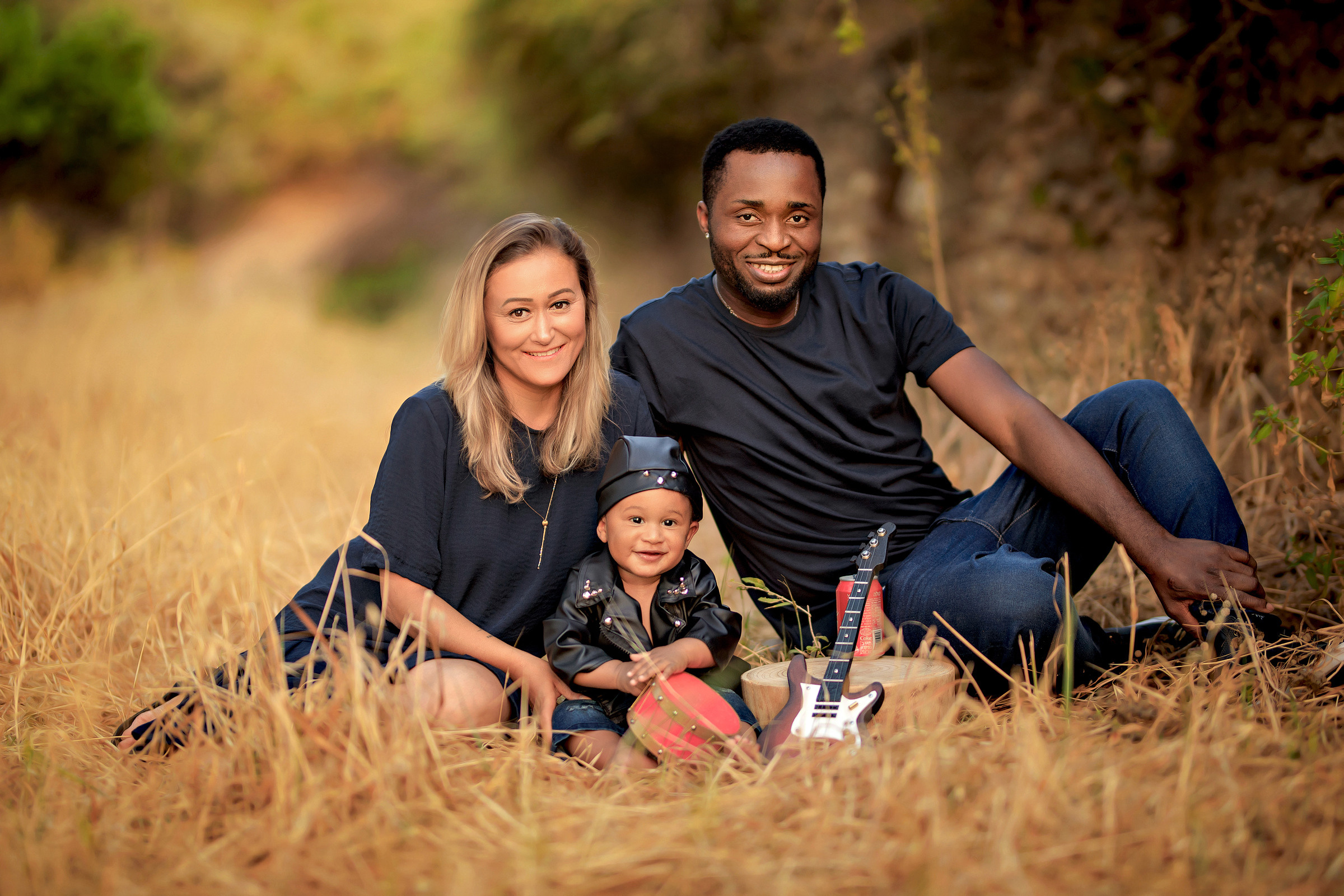 צילומי גיל שנה בטבע. נטליה רוזמן צלמת הריון ניובורן ילדים ובוק בת מצווה