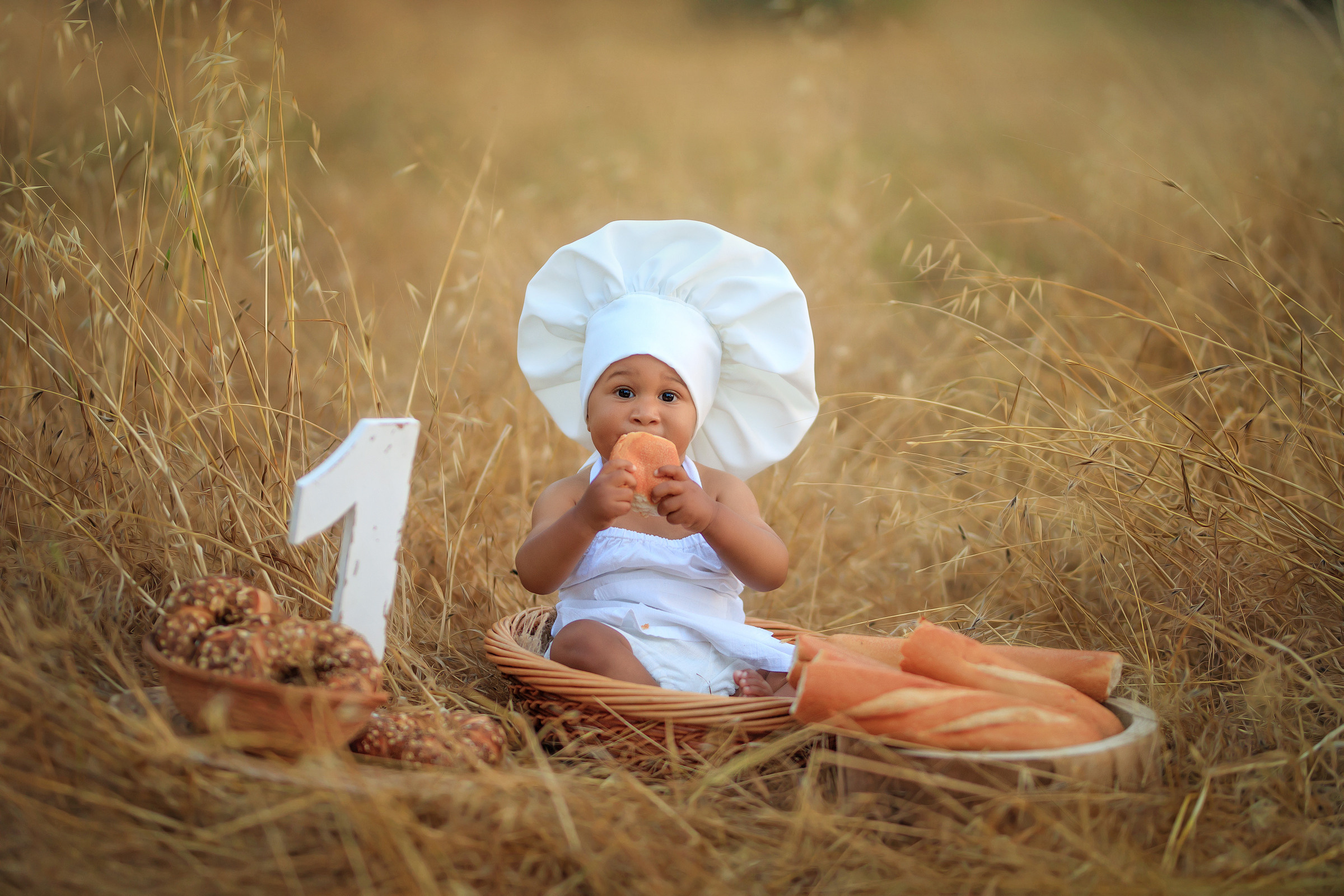 צילומי גיל שנה בטבע. נטליה רוזמן צלמת הריון ניובורן ילדים ובוק בת מצווה