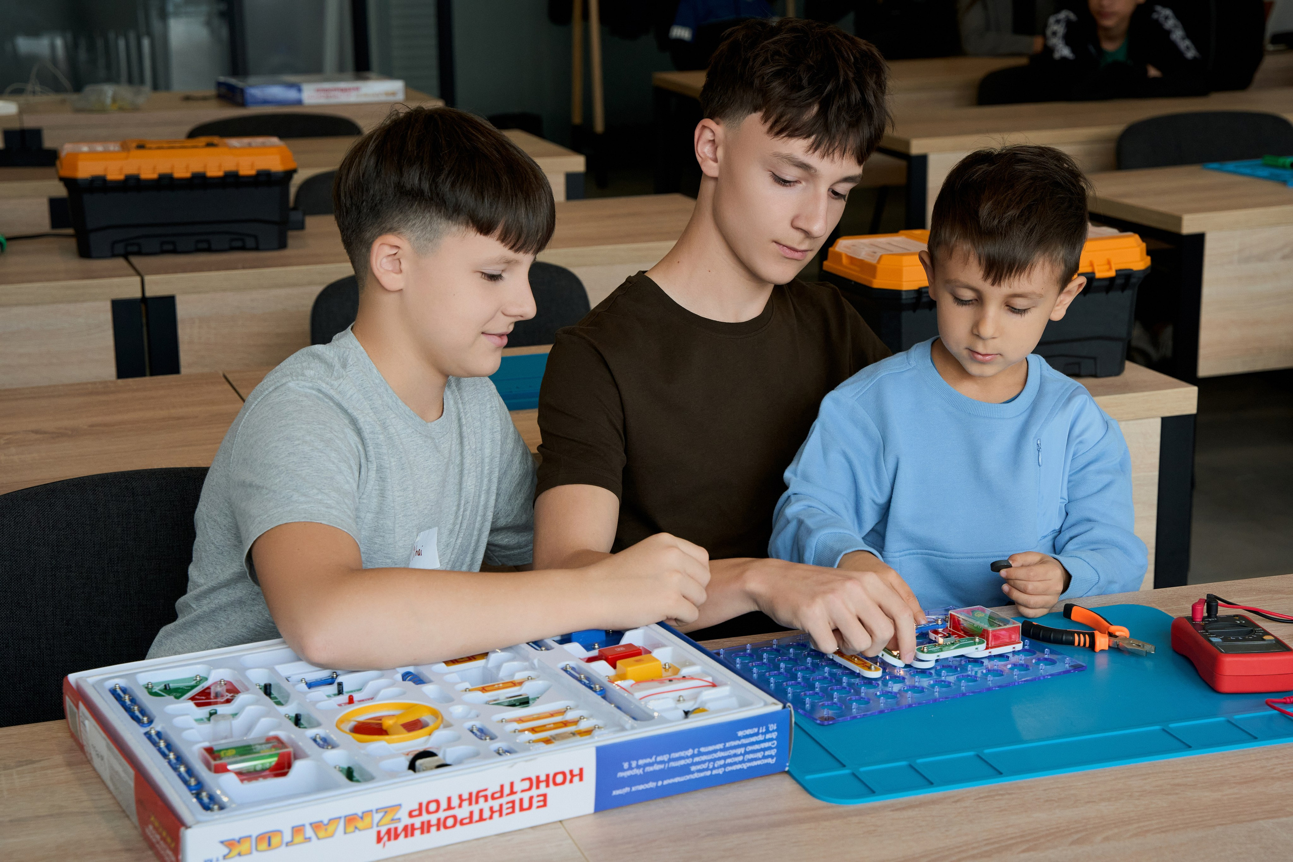 Minivolt. Привет