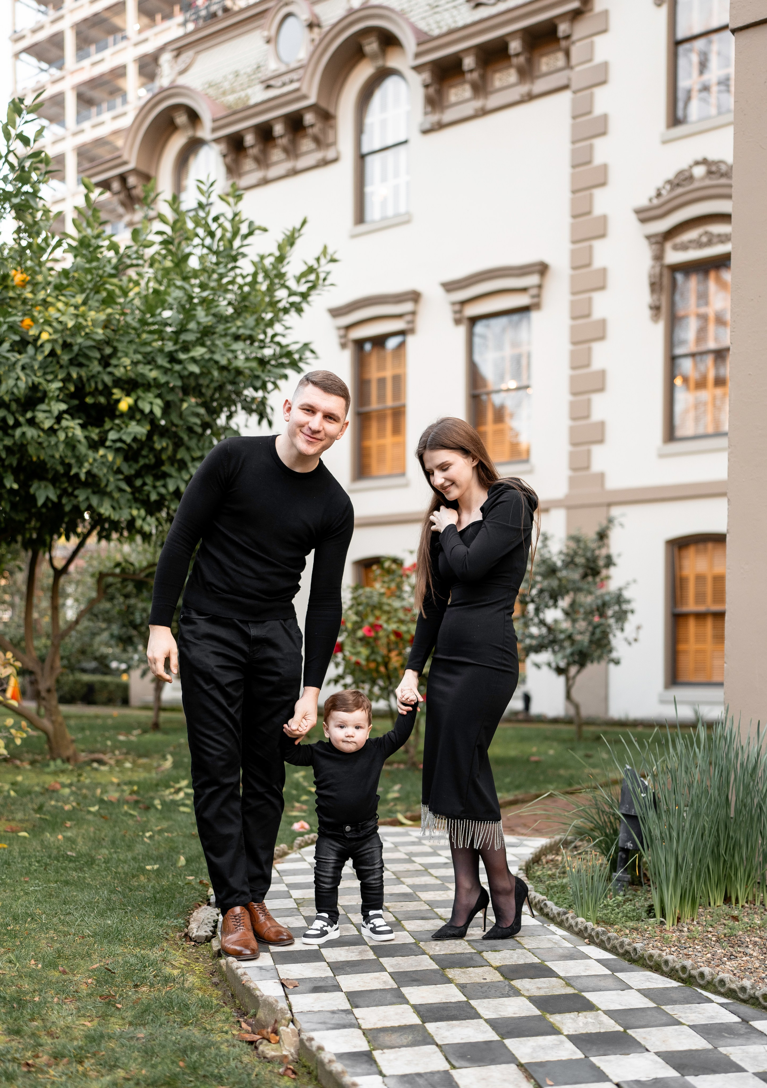 Artem, Nadia & Elisha. Family photographer in Sacramento | Sofia Pavenko