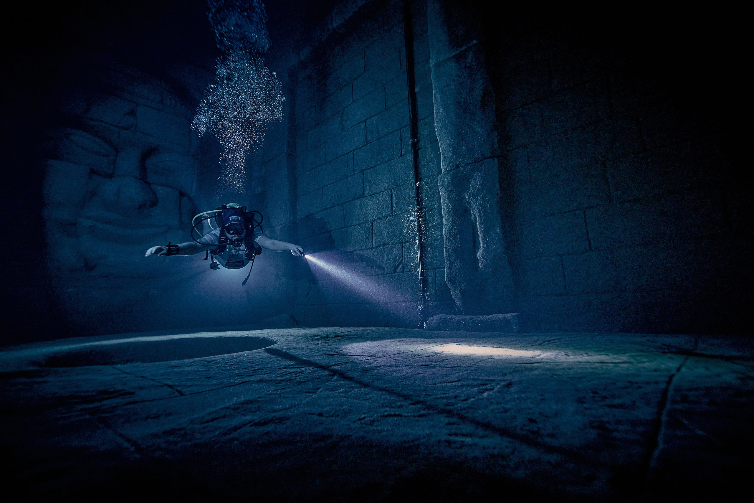 Fotoweekend w Deepspot - fotorelacja z najgłębszego basenu w Europie. Andriej Szypilow - Fotografia & Wideografia