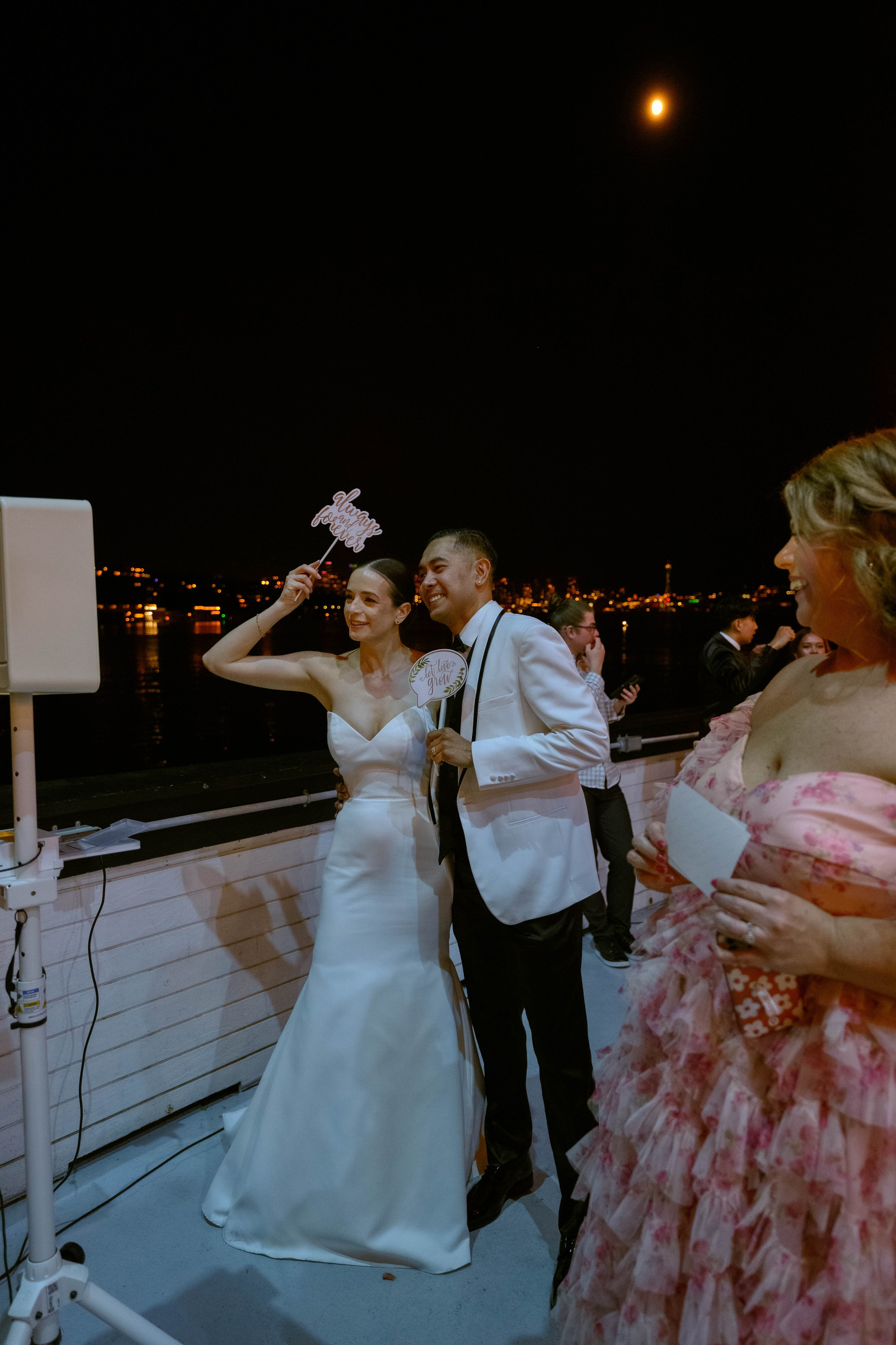 Kevin & Katie. Wedding & portrait photography in the Seattle Area. Helen Michelle photographer