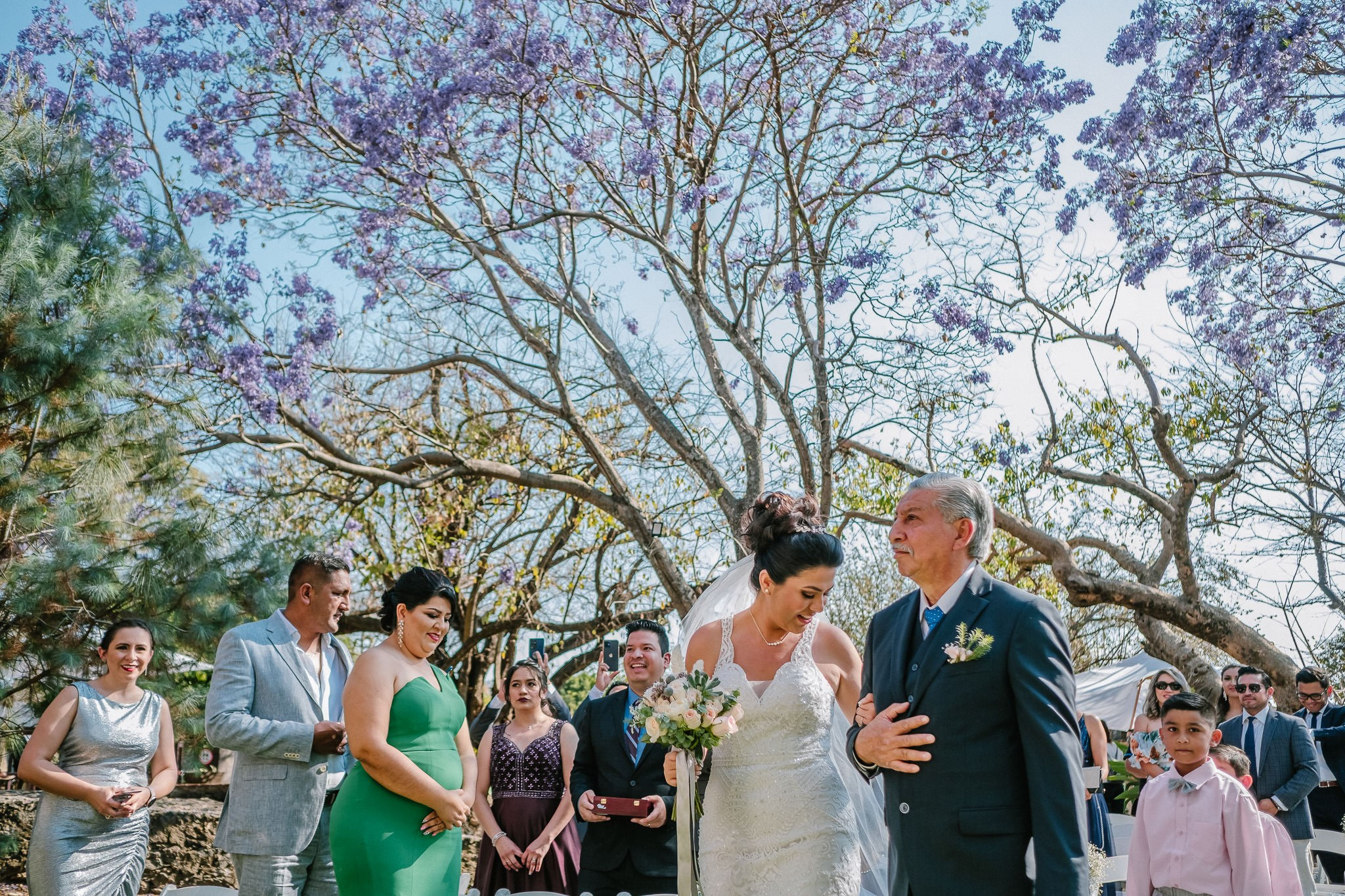 Yenisel & Raul / Tepoztlan. Wedding and family photographer in Mexico City