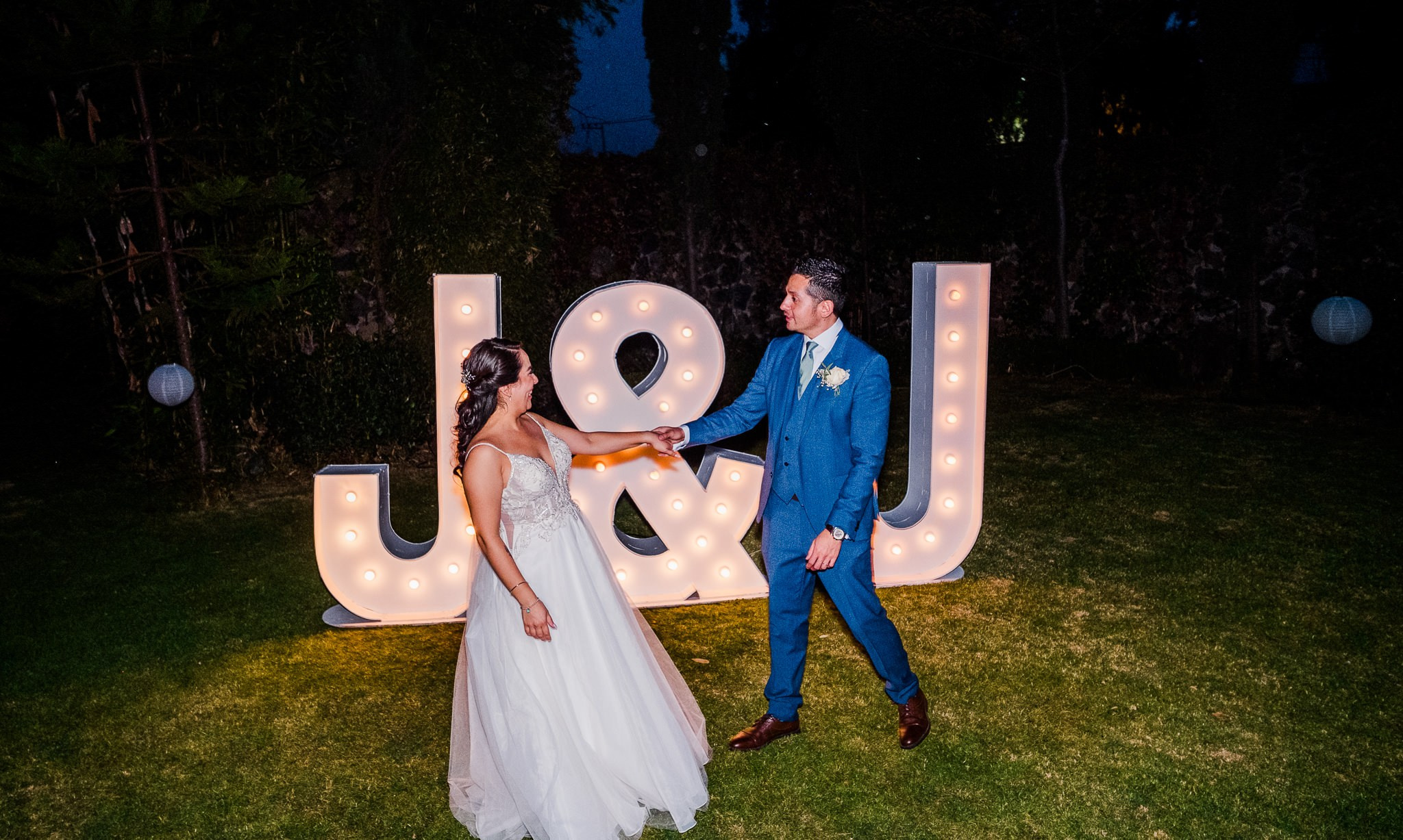 Jess & Josue / CDMX. Wedding and family photographer in Mexico City