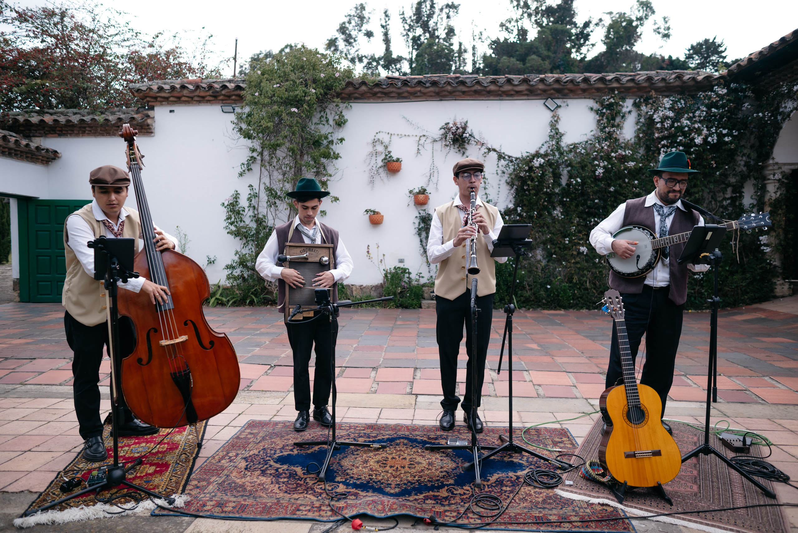 Ana & Sam. UNTERCIO BODAS