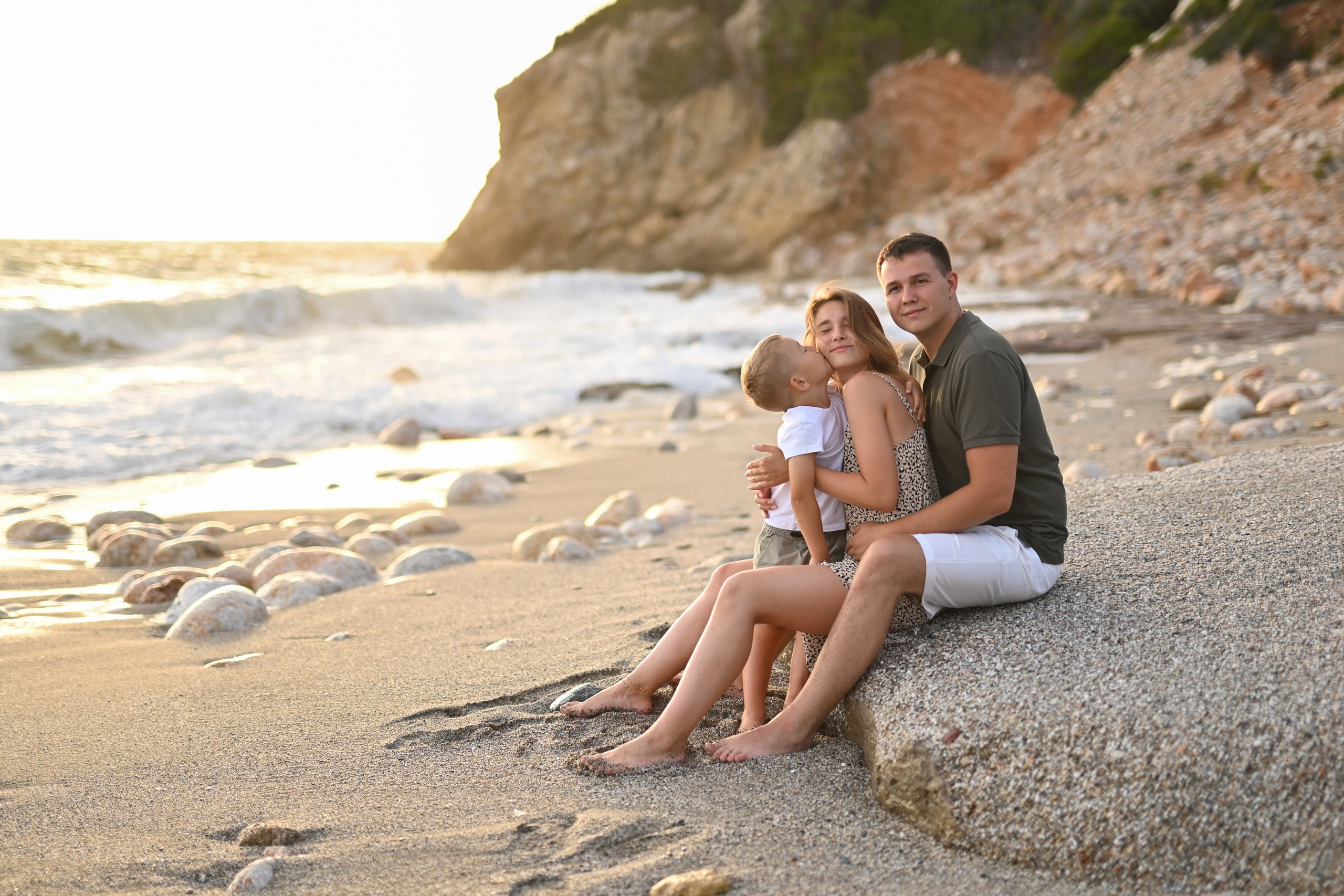 Семейная съемка на пляже Улаш. Фотограф в Алании (Аланье), Сиде, Манавгате. Турция