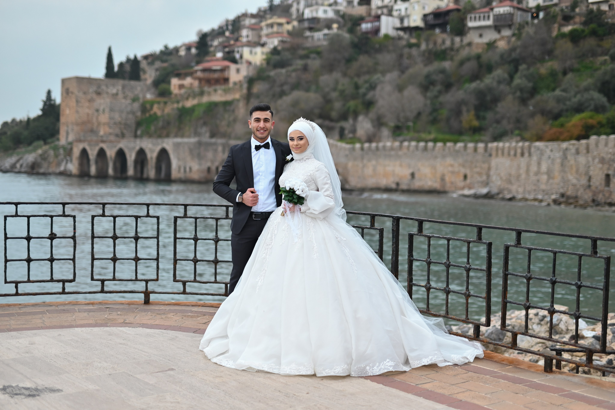 Свадебная съемка в порту и у крепости в Аланье. Photographer in Alanya, Side, Manavgat. Türkiye