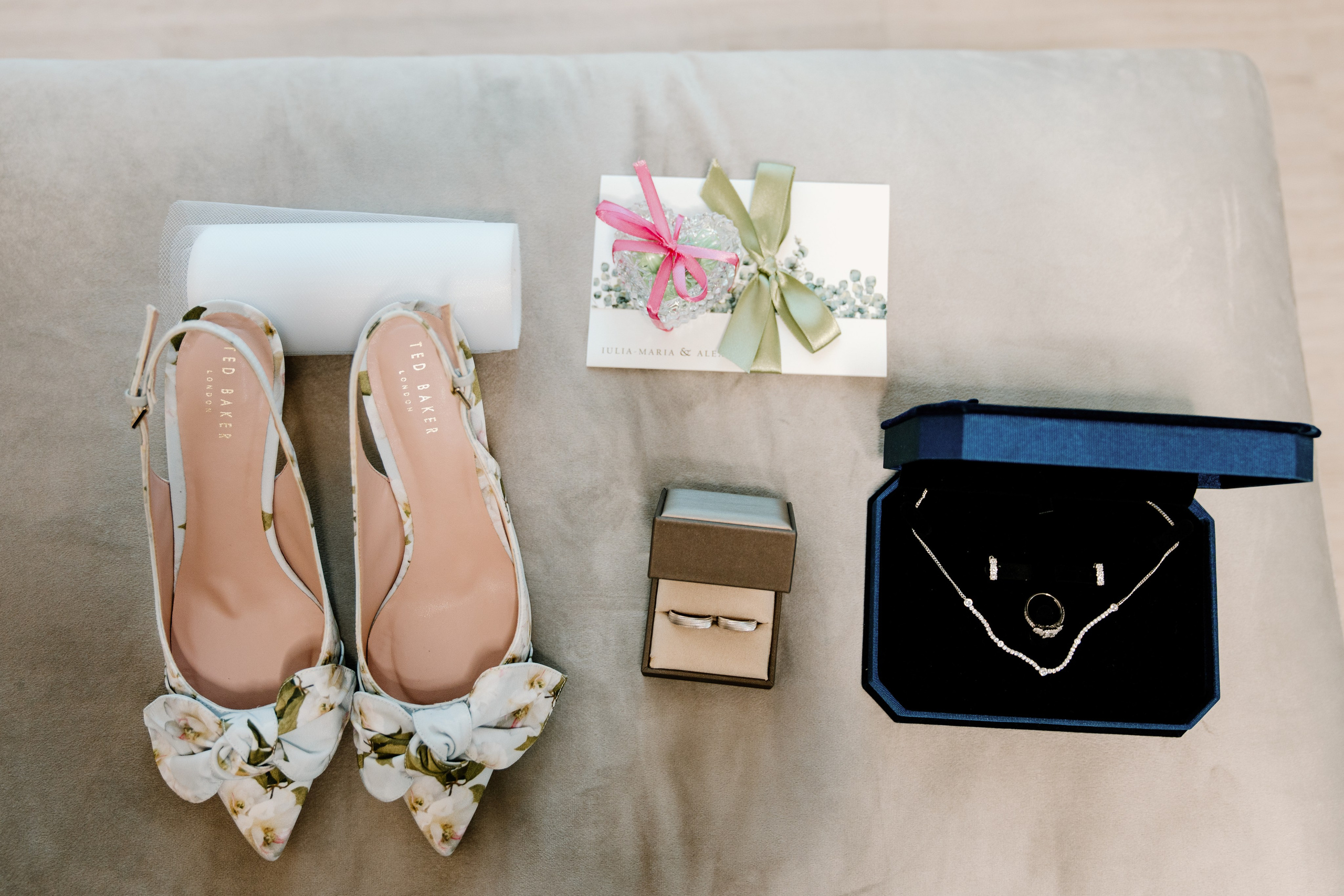 Iulia & Alex. Gabrielacojocariu.com