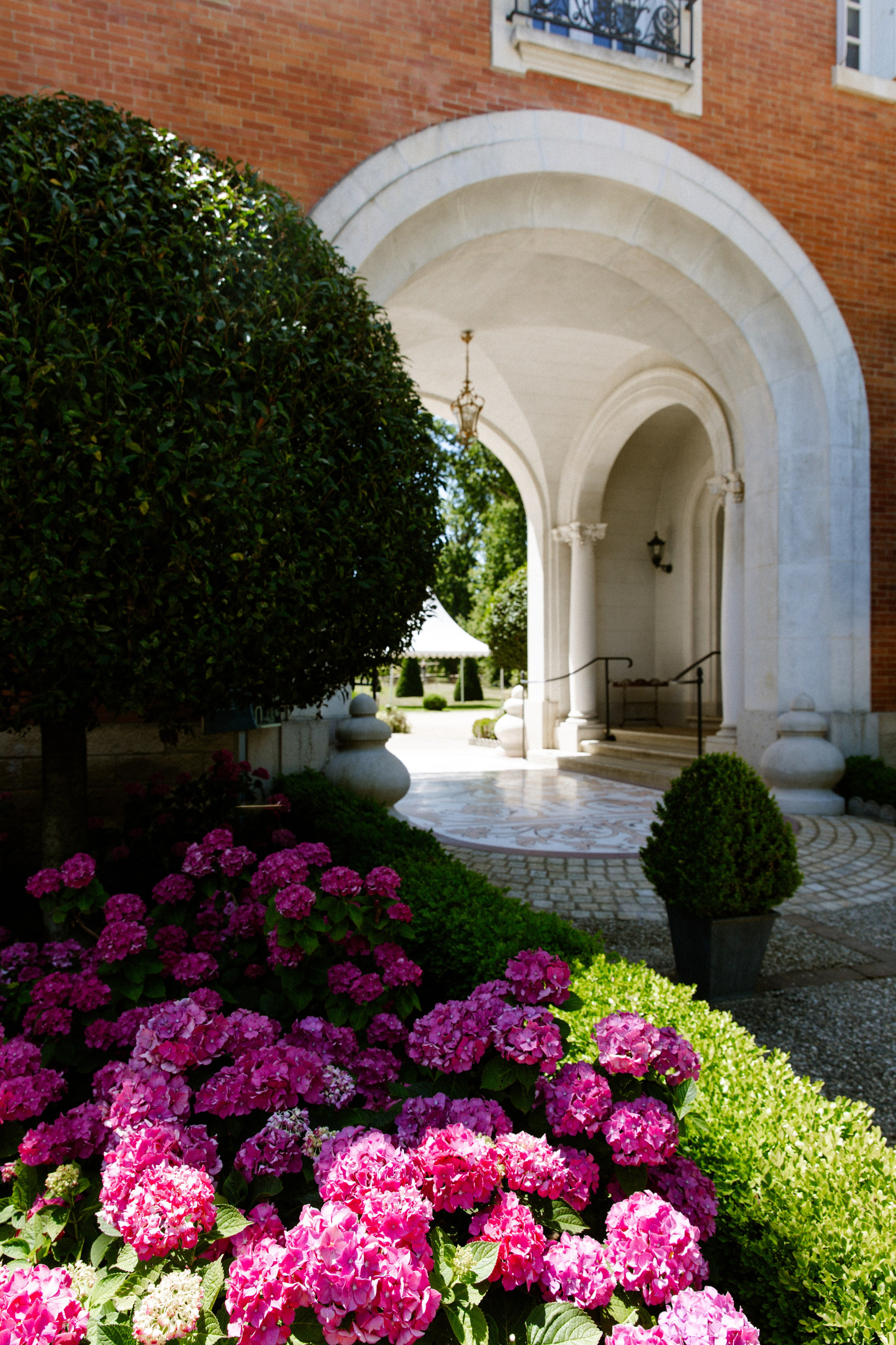 Mariage de Jana & Larbi dans un Château | Photographe Mariage France. Photographe de mariage à Paris