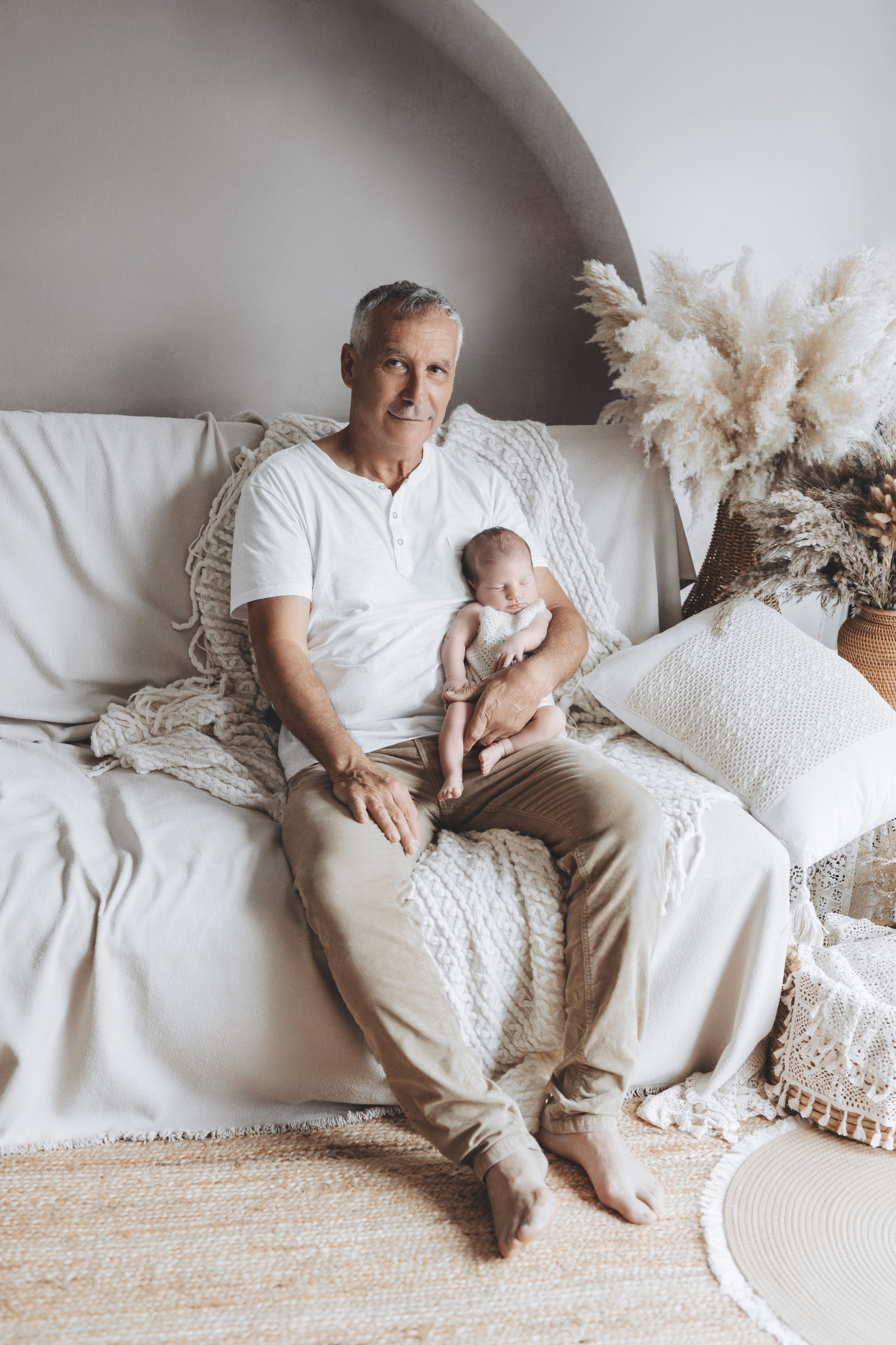 Newborn Natural. Newborn, kids, family photographer based near Zurich, Switzerland