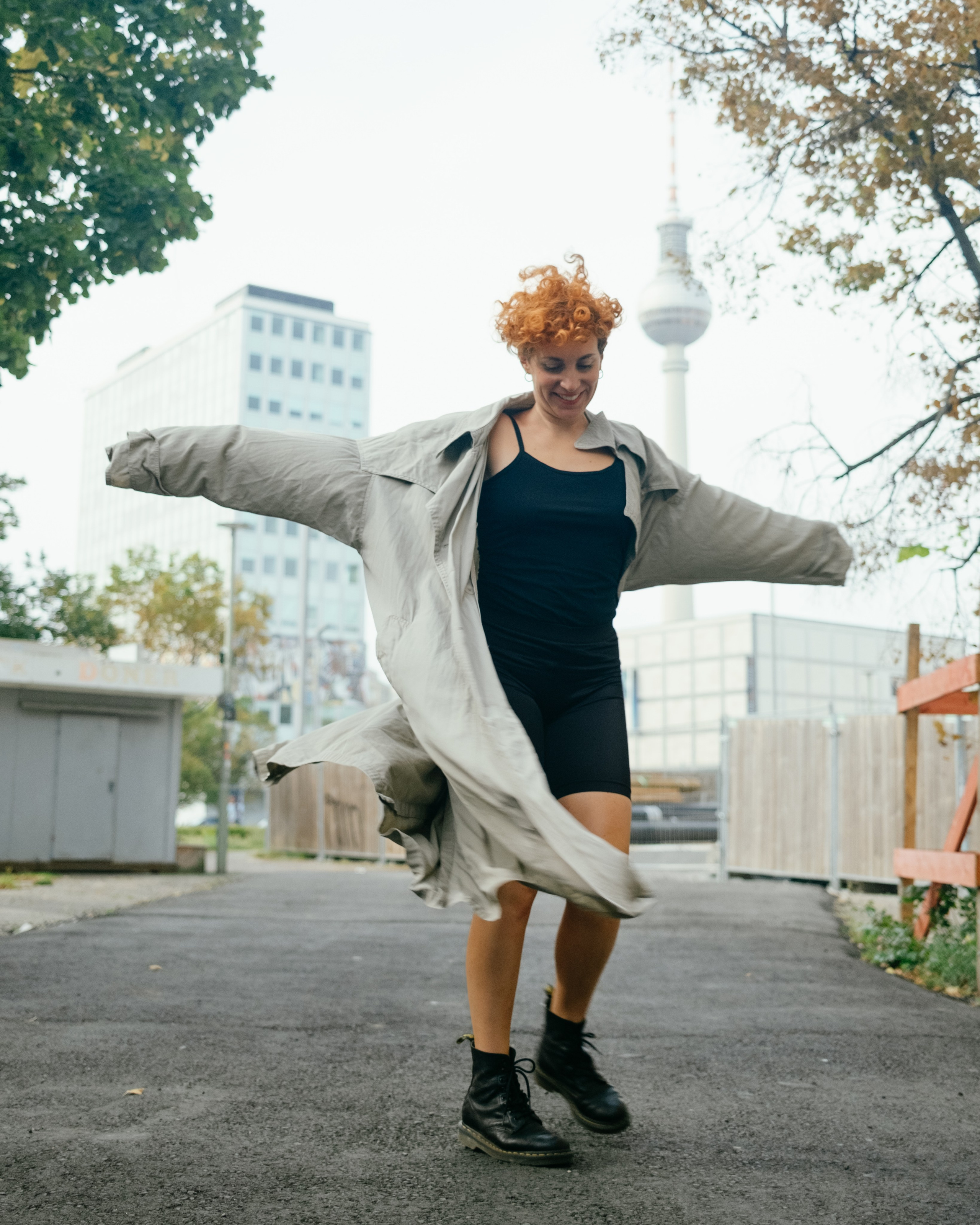 Dancing through Berlin. Professional Photographer in Berlin — Portraits, Love Story, Events, F