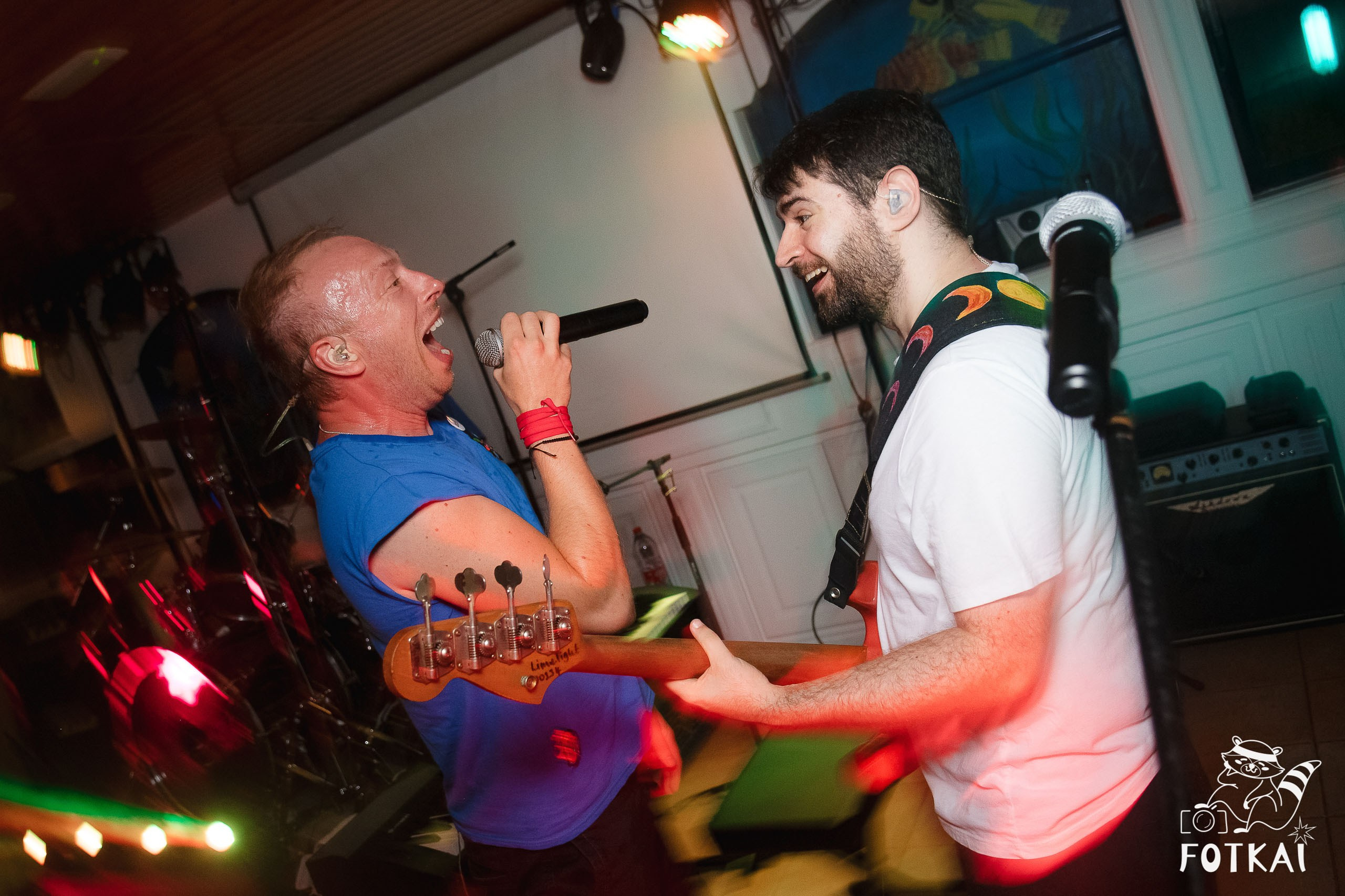 Ultimate Coldplay en Restaurante Los Cucalos: Reportaje fotográfico 17.09.25 | FOTKAI