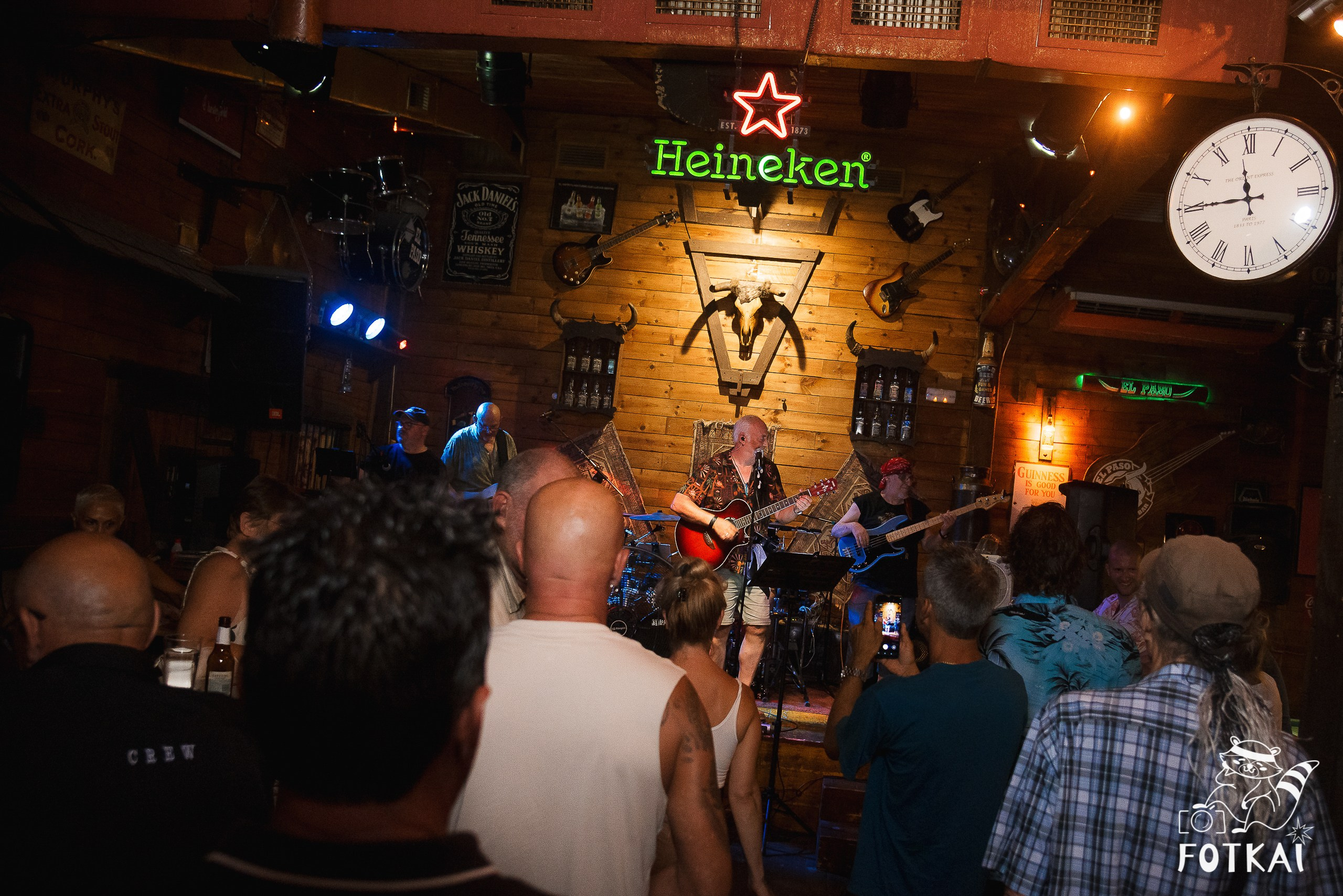 Reportaje fotográfico de FOTKAI | Cafe Bar El Paso | Torrevieja, España, 5 de julio de 2025