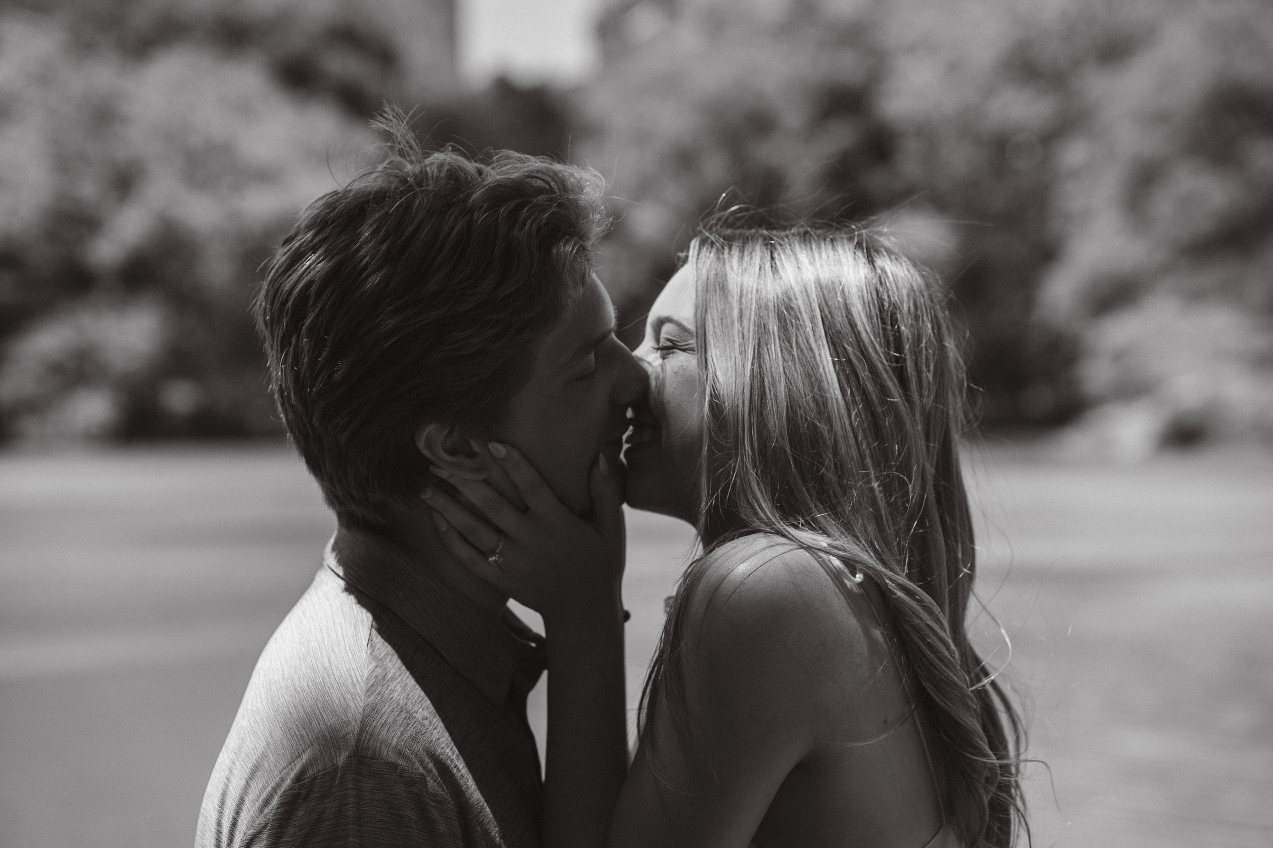 Surprise proposal Central Park. New York + destination photographer