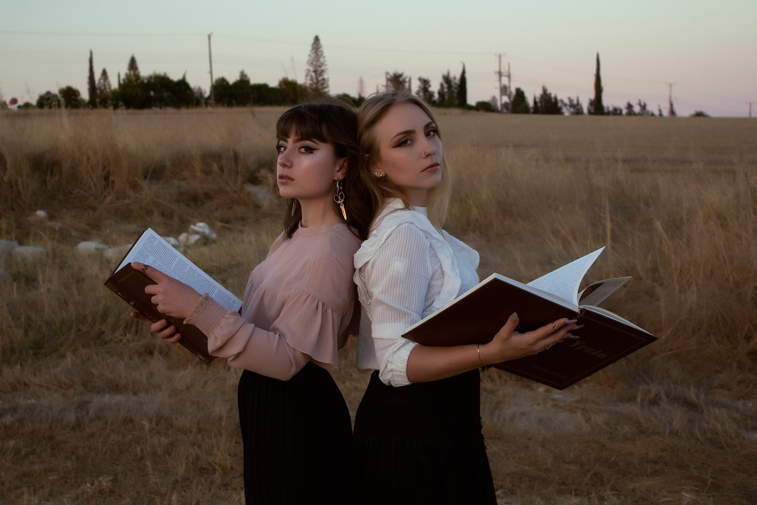 Christiana and Patricia. Kristina Kozheltsova- Soulful Portrait&Lifestyle&Love Story Photographer in Leipzig, Germany