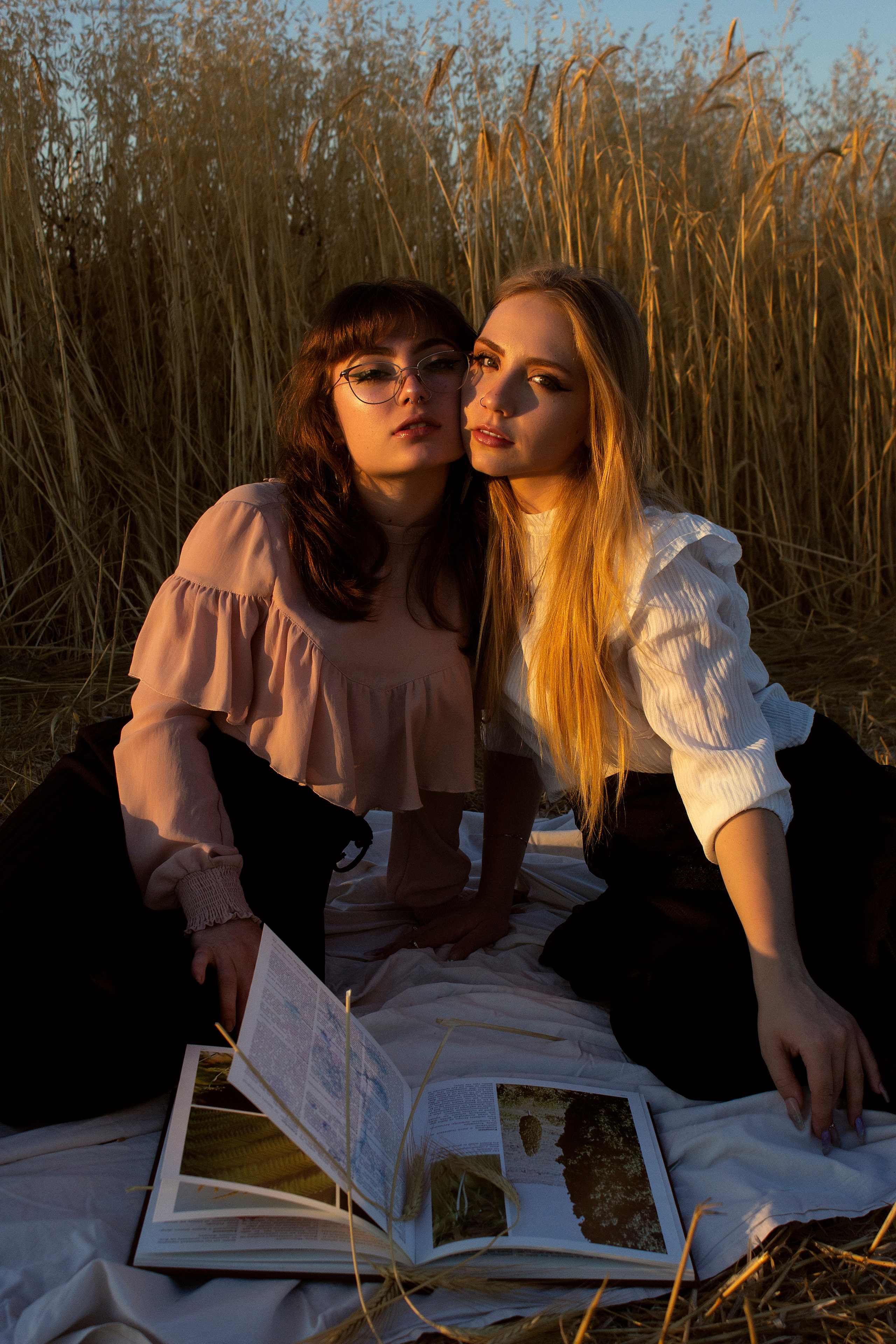 Christiana and Patricia. Kristina Kozheltsova- Soulful Portrait&Lifestyle&Love Story Photographer in Leipzig, Germany