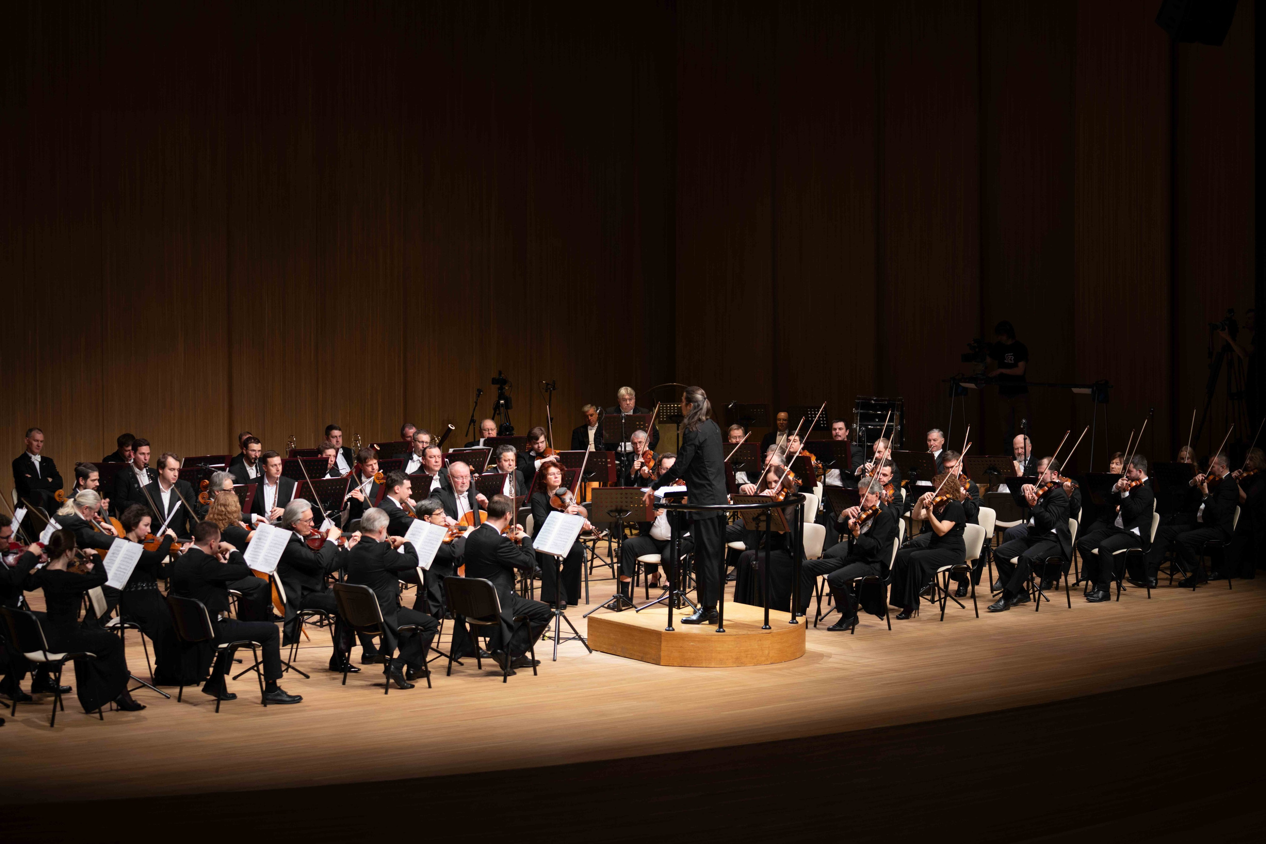The Tchaikovsky Academic Grand Symphony Orchestra in Baku. Wedding&Event photographer Ismail Rzayev in Baku