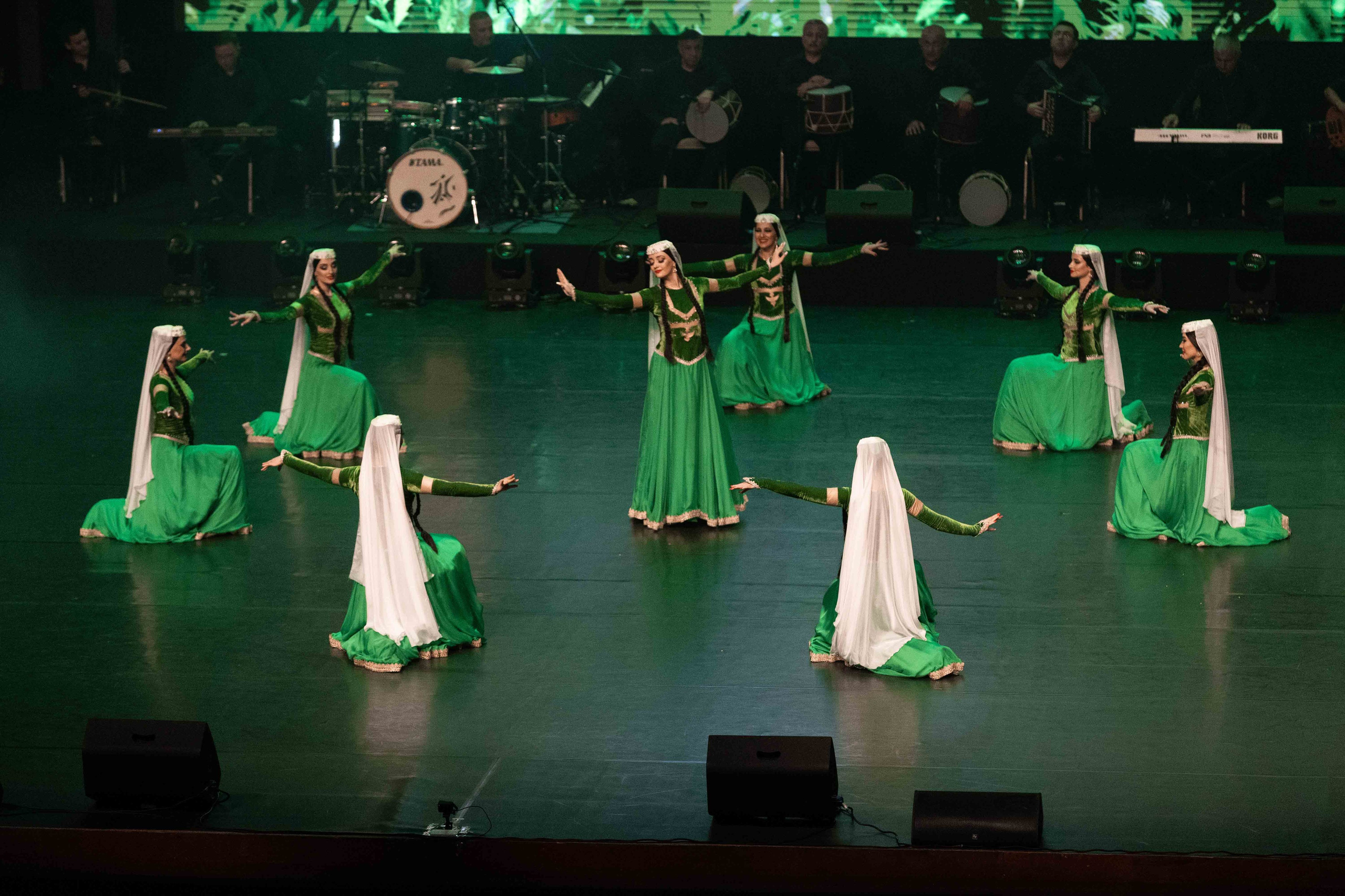 STATE DANCE ENSEMBLE. Wedding&Event photographer Ismail Rzayev in Baku