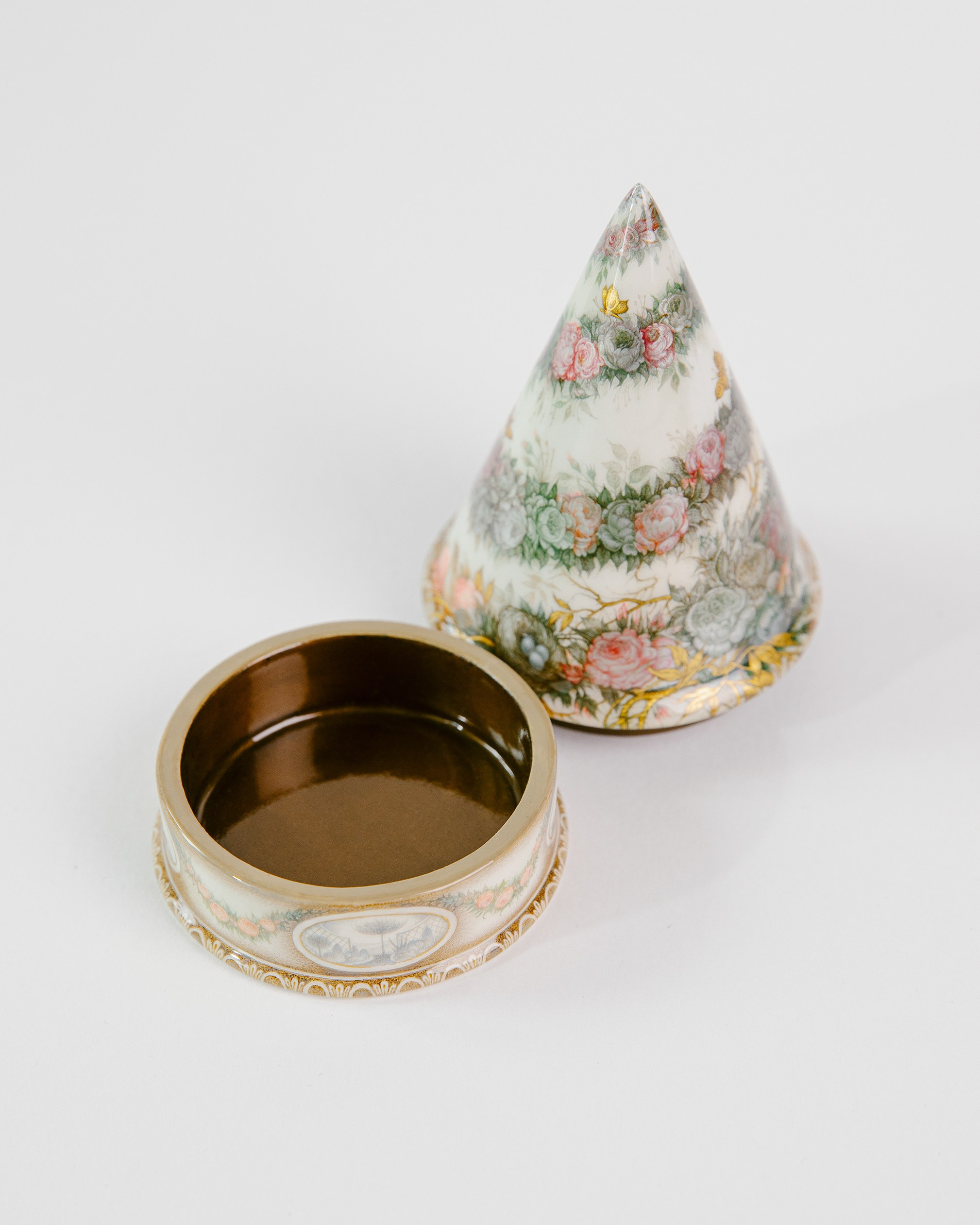 Garden Arches. Marina Rogatova