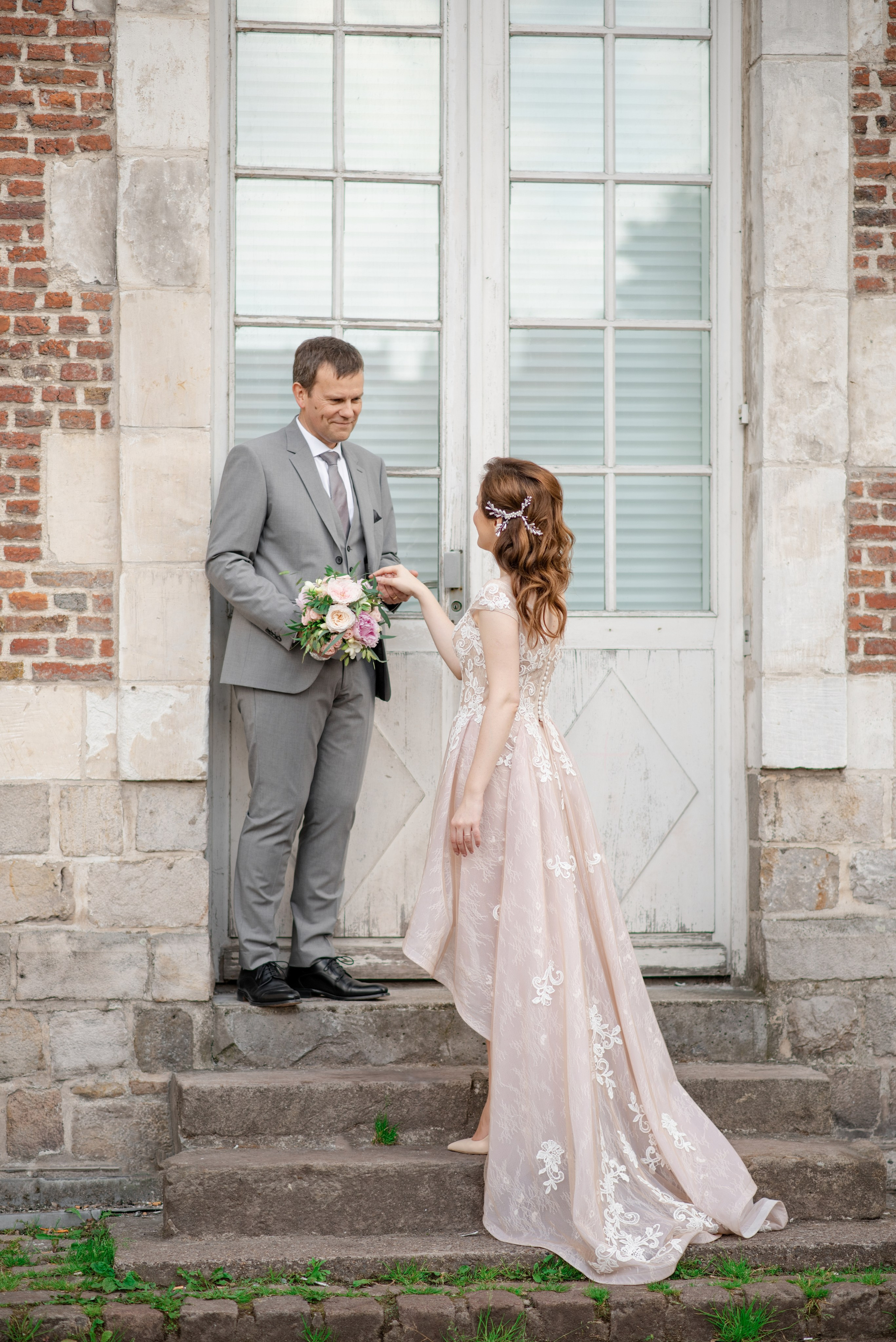 Portraits de mariés devant le Palais Princier de Monaco