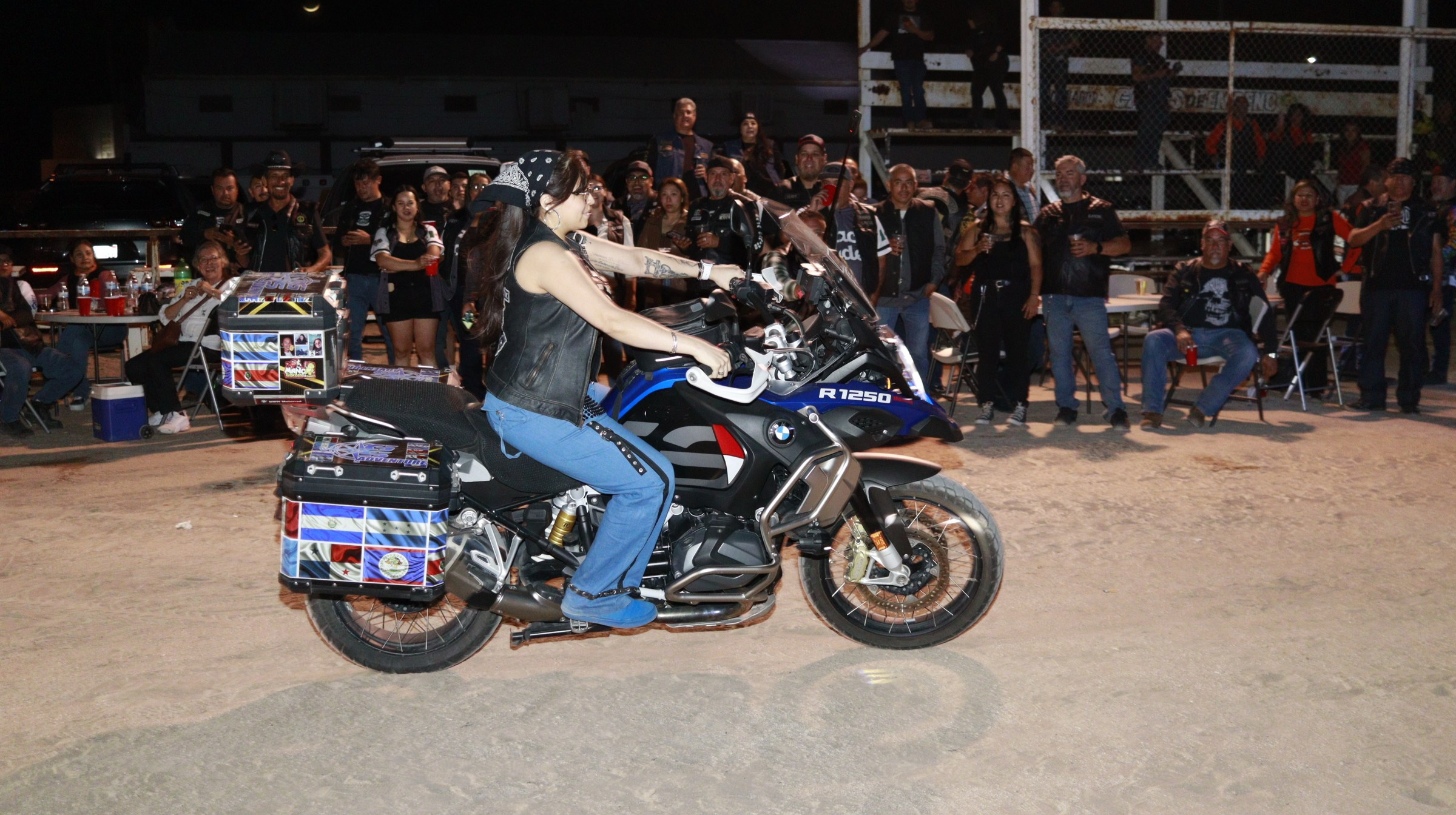 OSOS VIEJOS, 2DO ANIVERSARIO. Principal