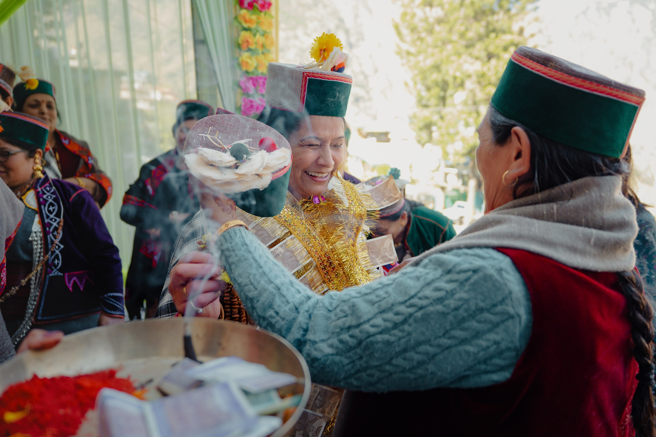 Arti & Akshay. Wedding and Family photographer in india