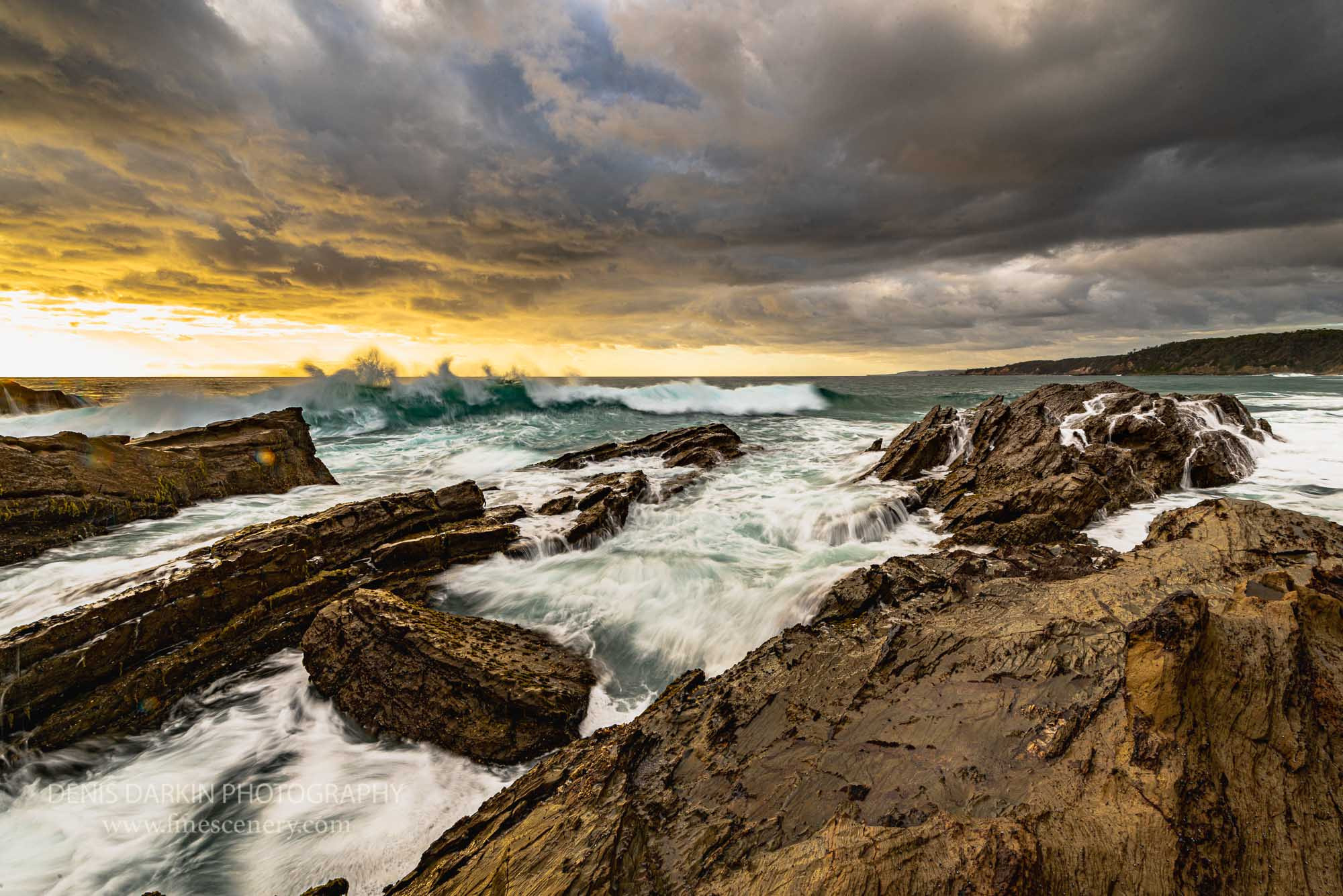 The power and beauty of waves. Denis Darkin scenic photography