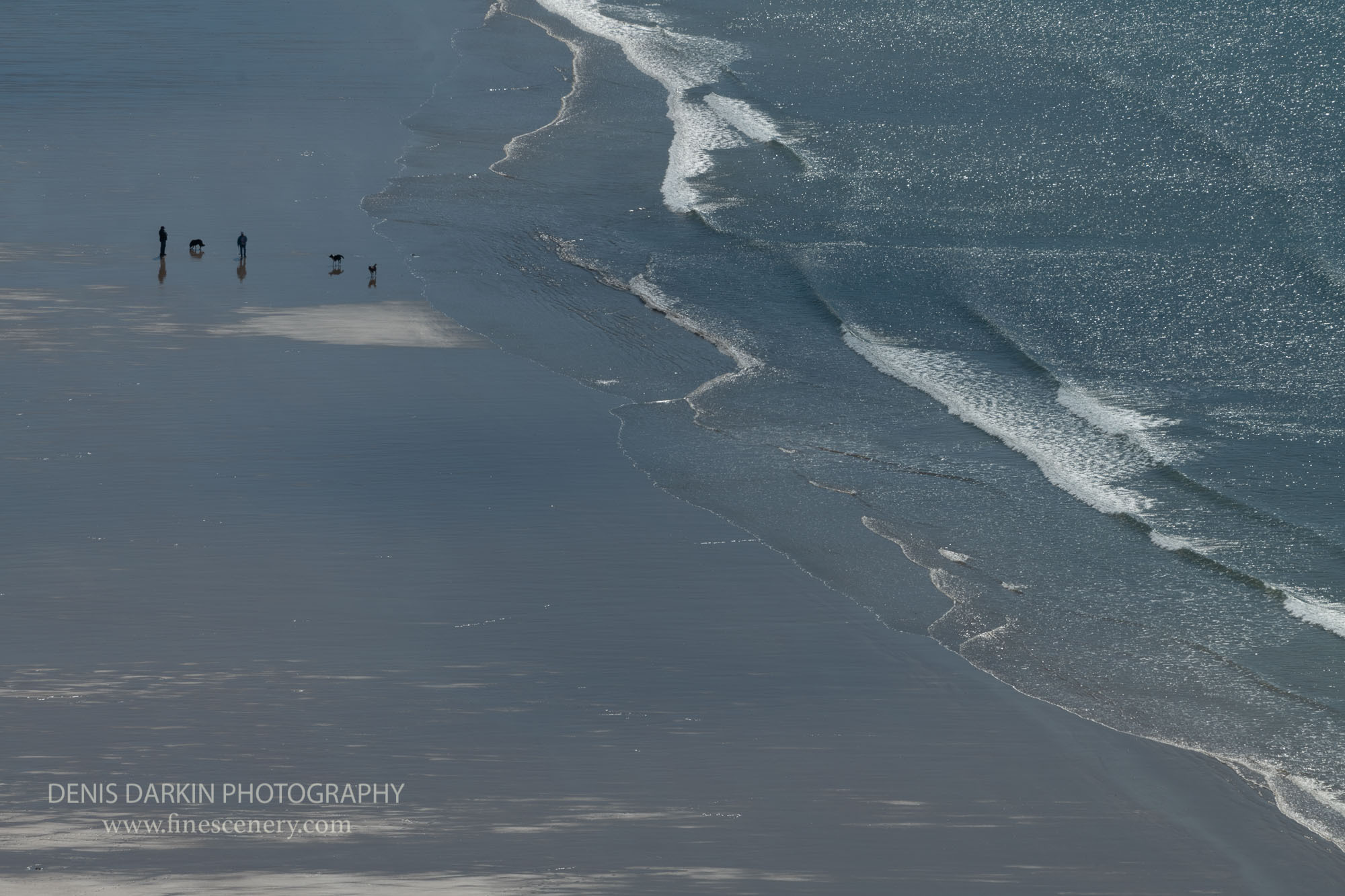 The power and beauty of waves. Denis Darkin scenic photography