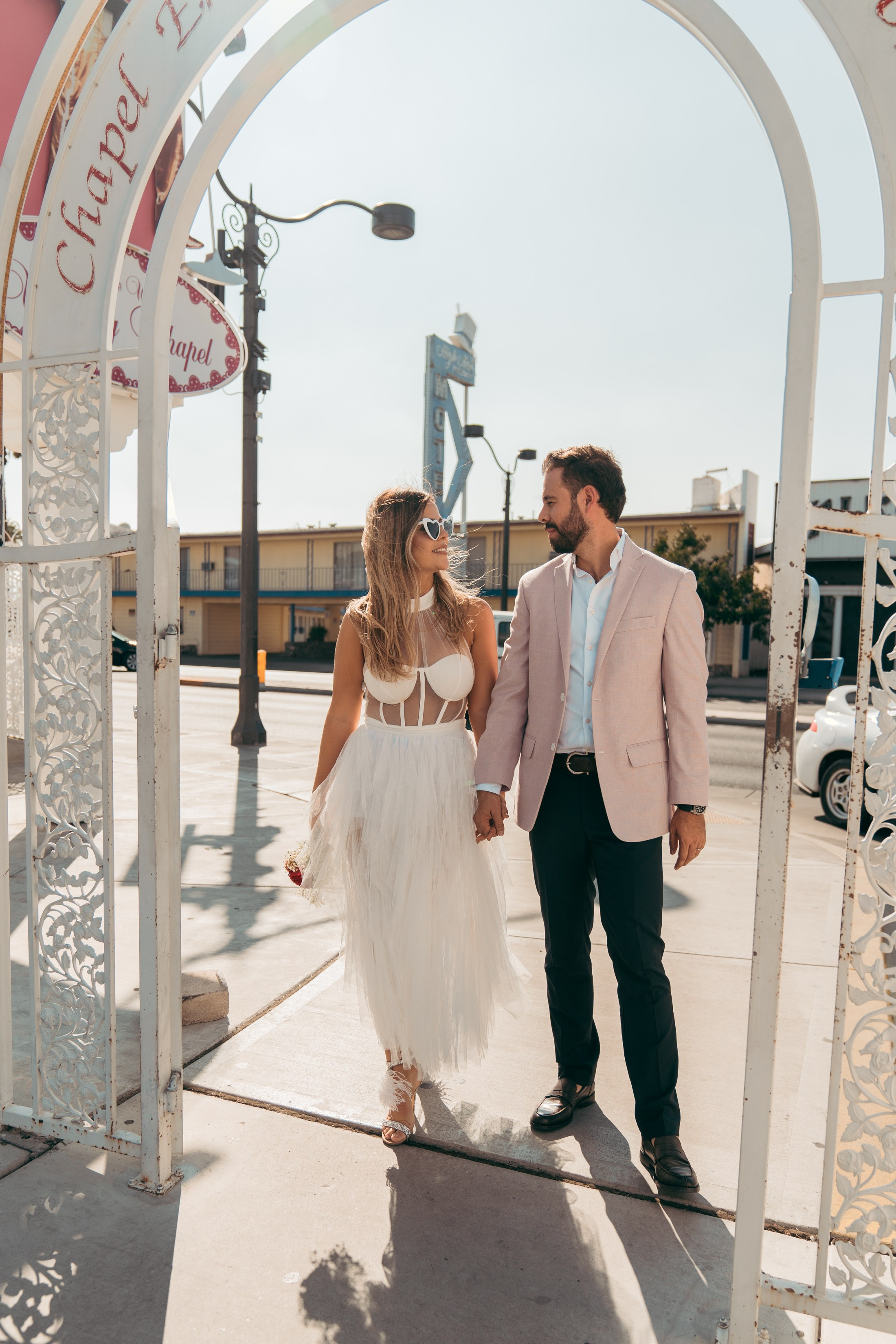 Paulina&Manuel. Wedding & elopement photographer Viktoriya Kravtsov. Las Vegas